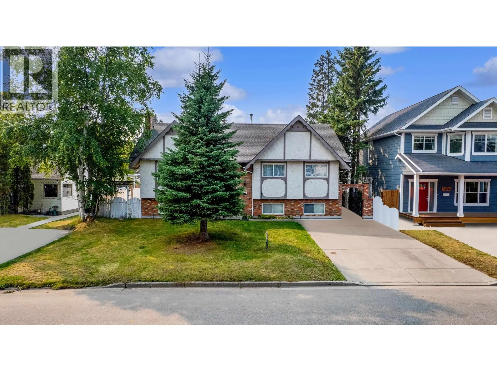 2438 MCBRIDE CRESCENT