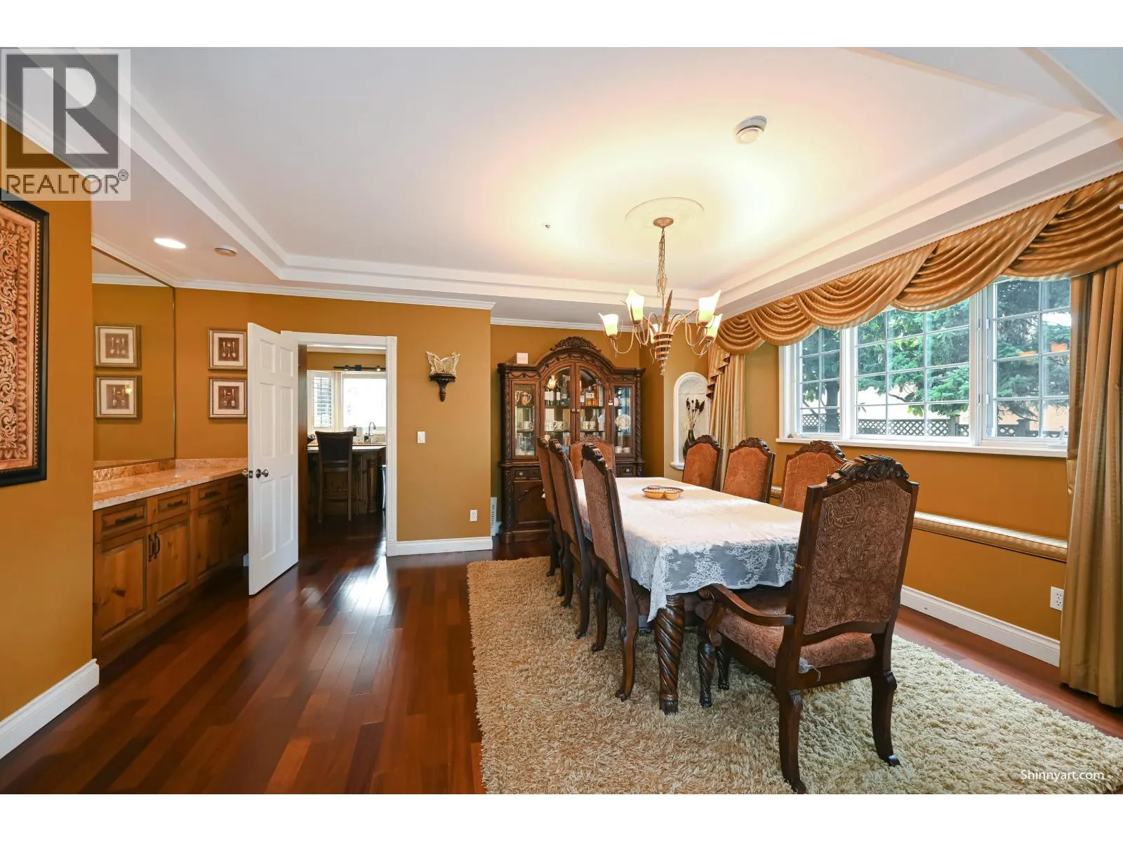 1368 MINTO CRESCENT