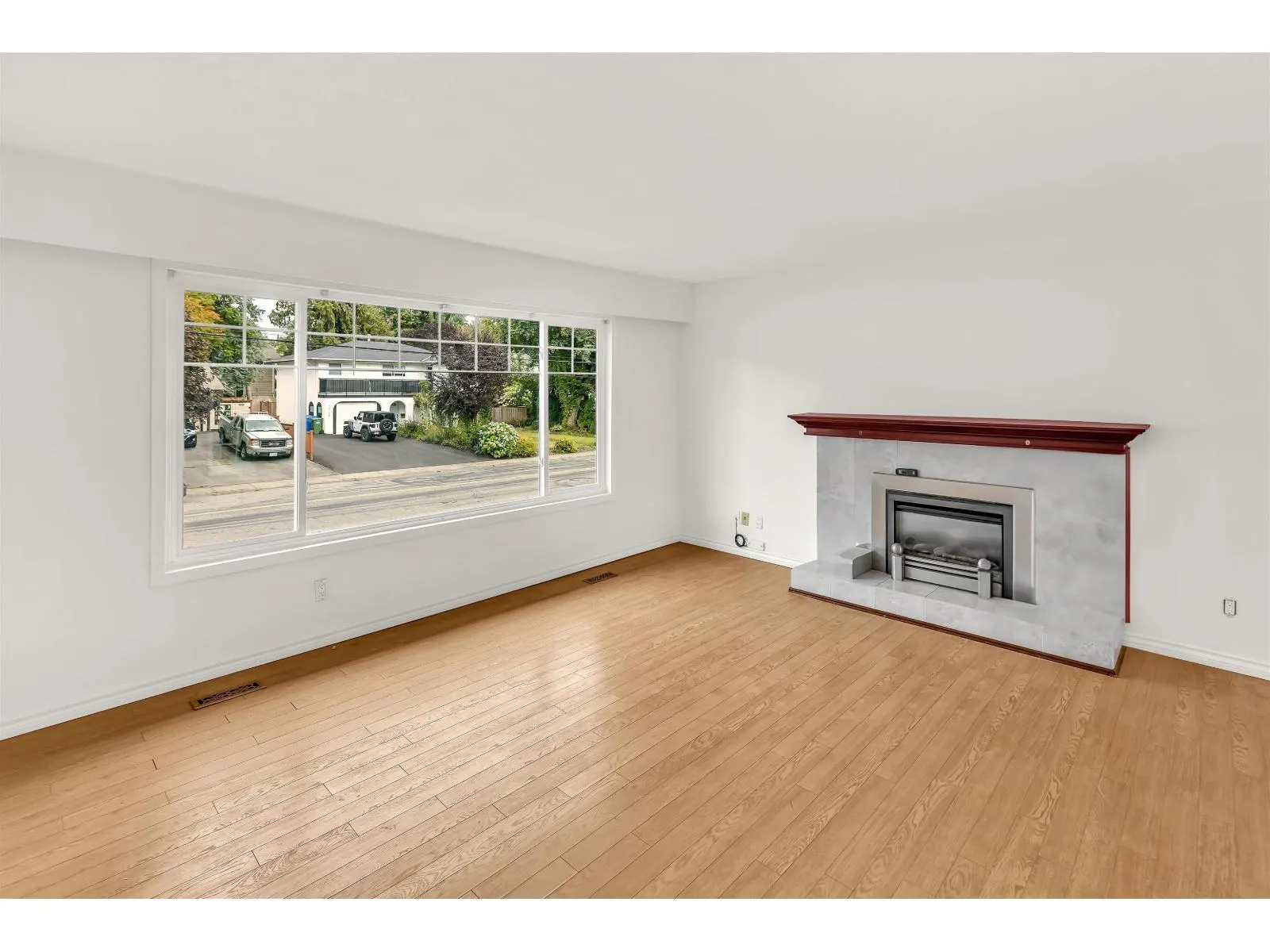 2177 GUILFORD DRIVE