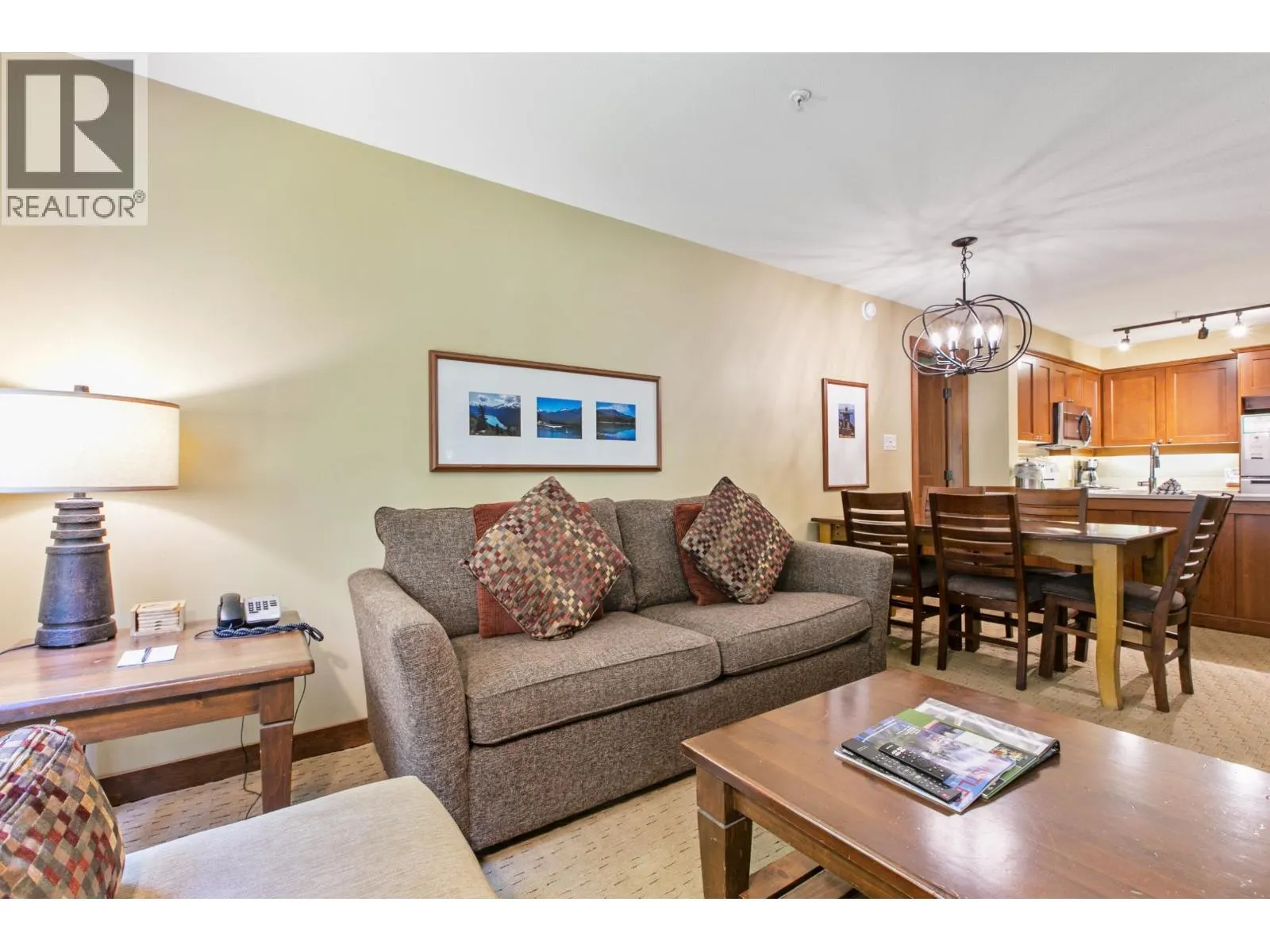 310G2 4653 BLACKCOMB WAY