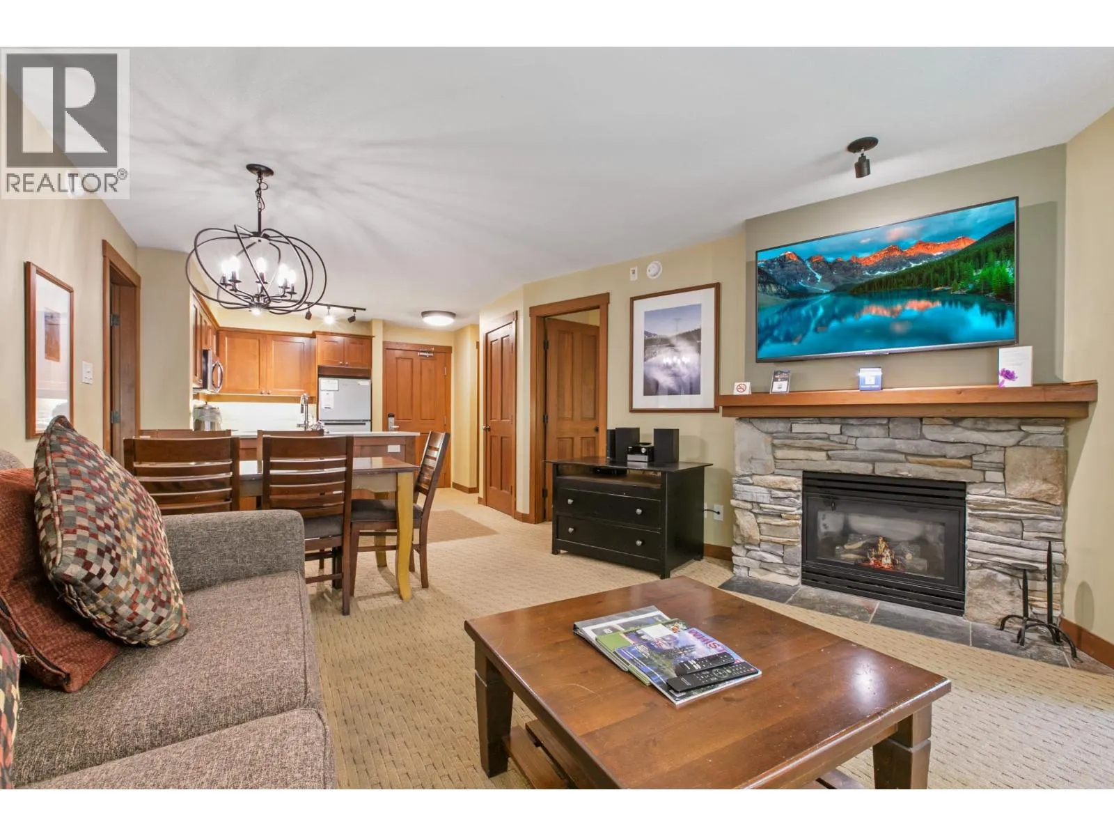310G2 4653 BLACKCOMB WAY