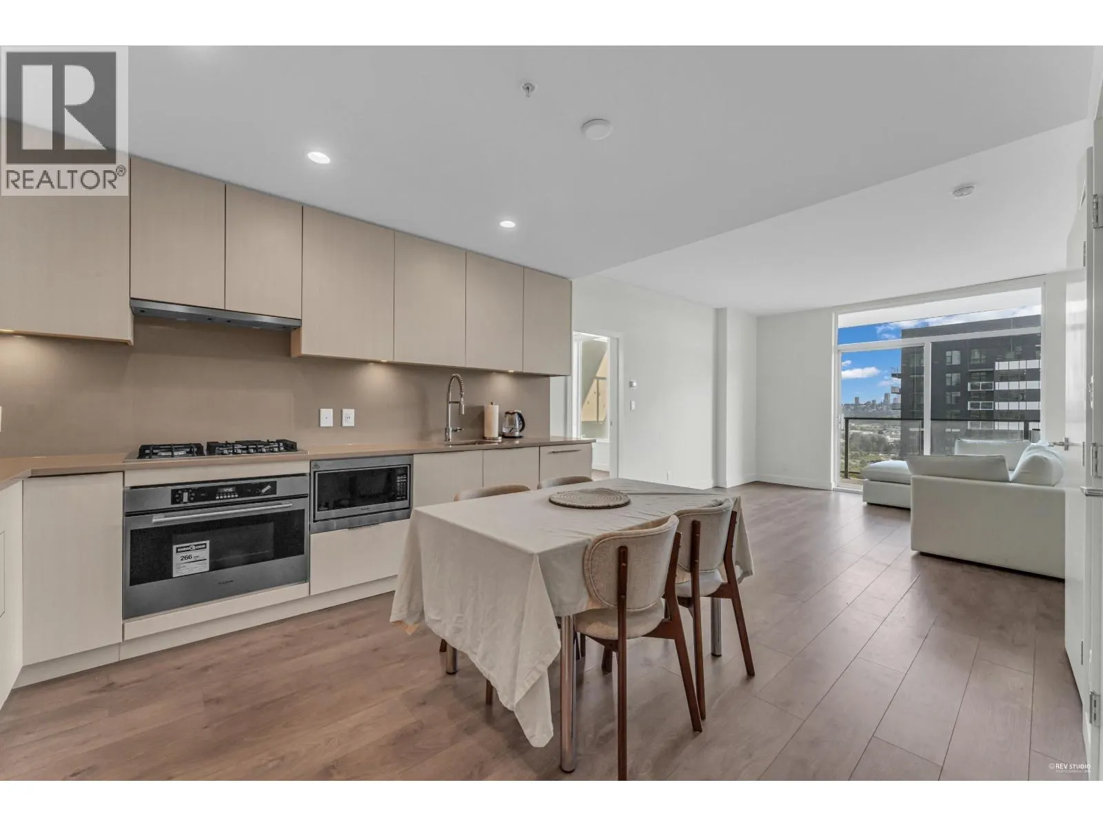 1704 4465 JUNEAU STREET