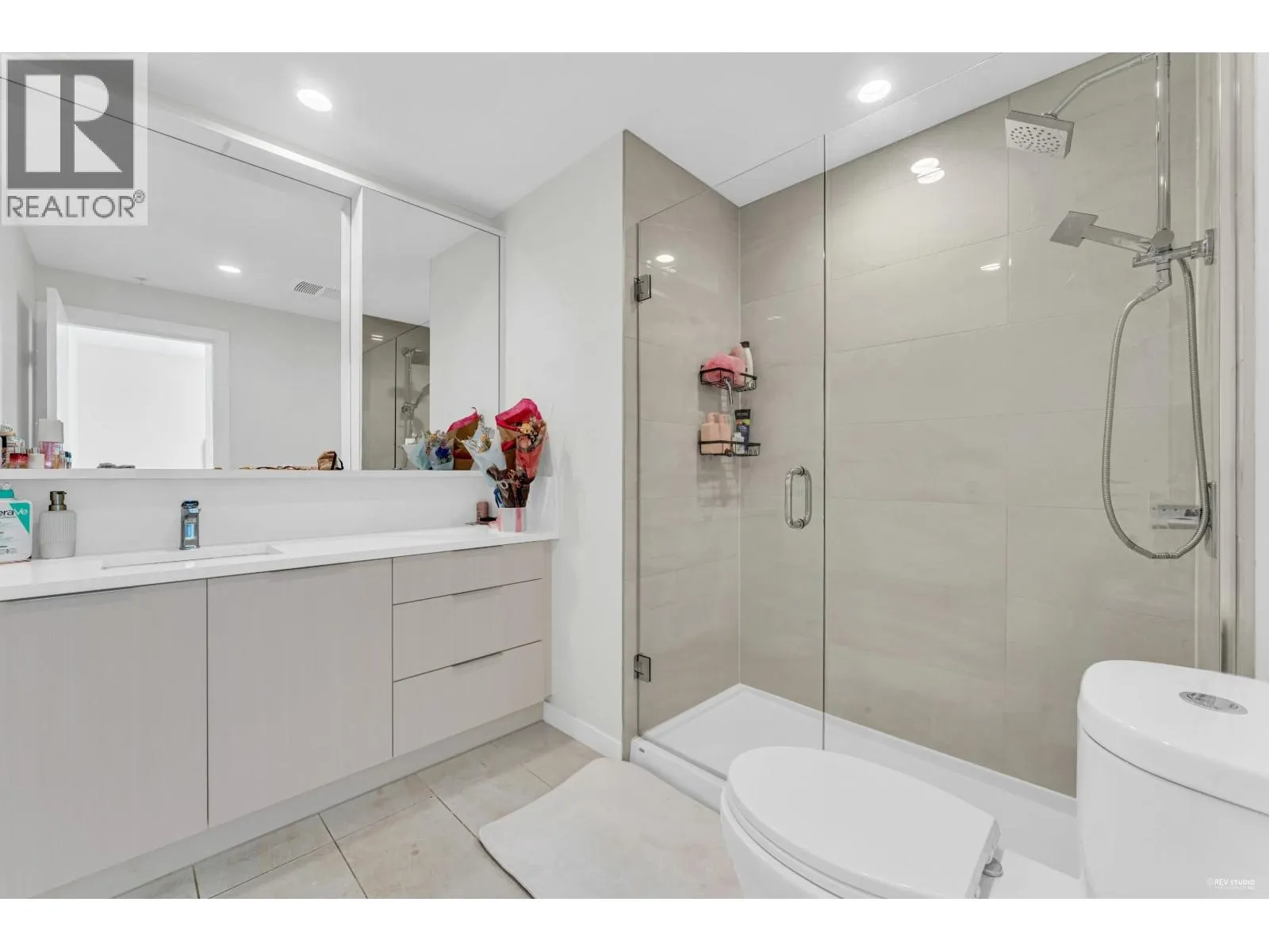 1704 4465 JUNEAU STREET
