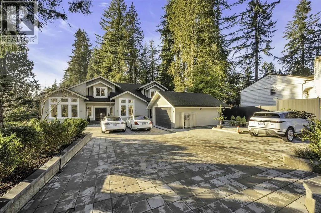 4511 CAPILANO ROAD