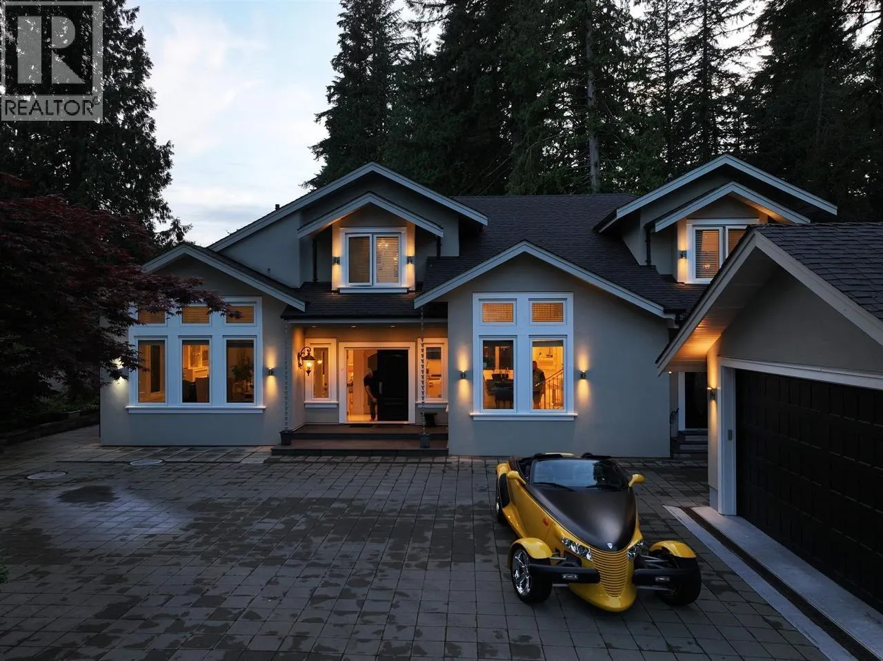 4511 CAPILANO ROAD
