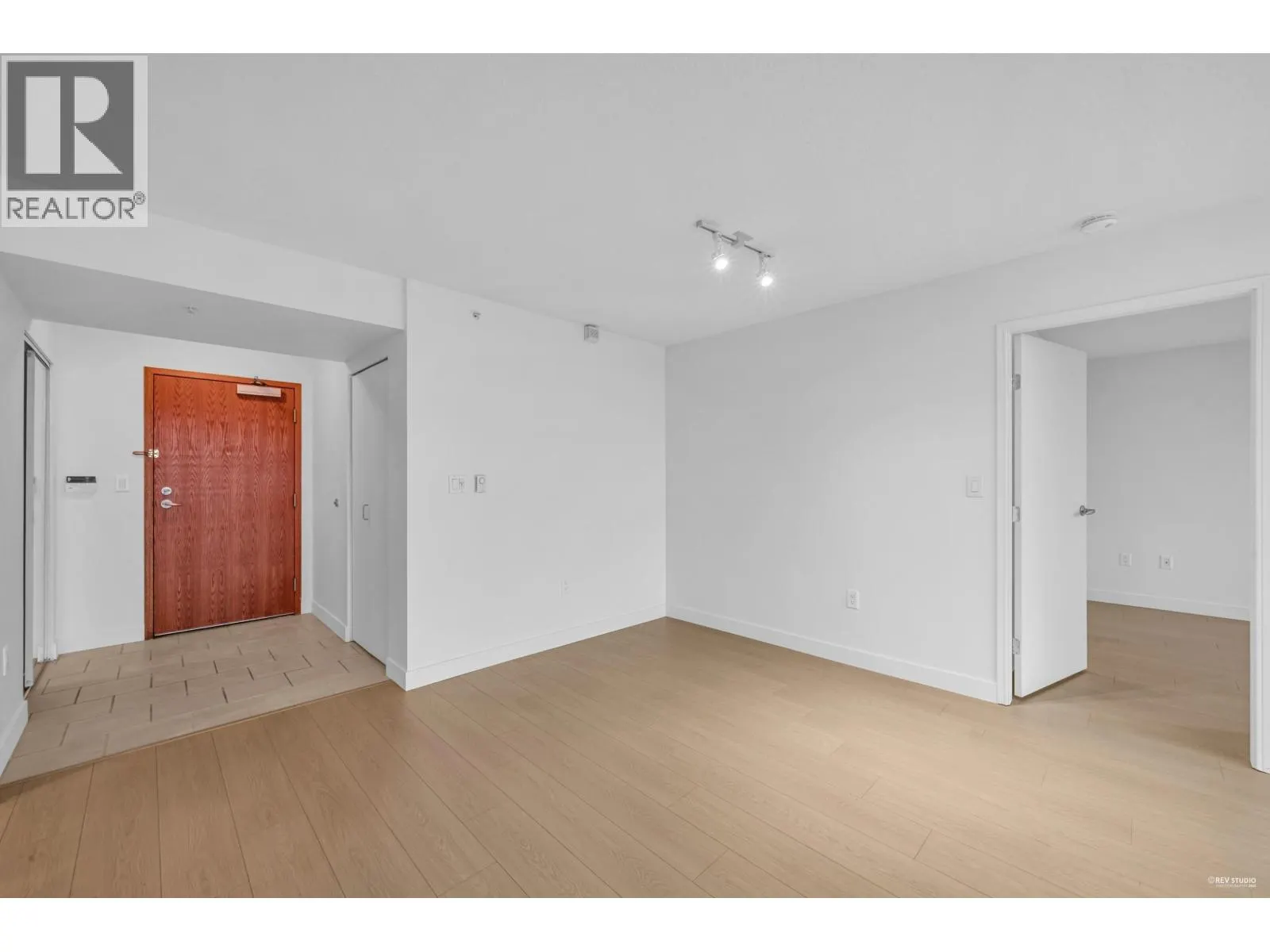 1705 7878 WESTMINSTER HIGHWAY