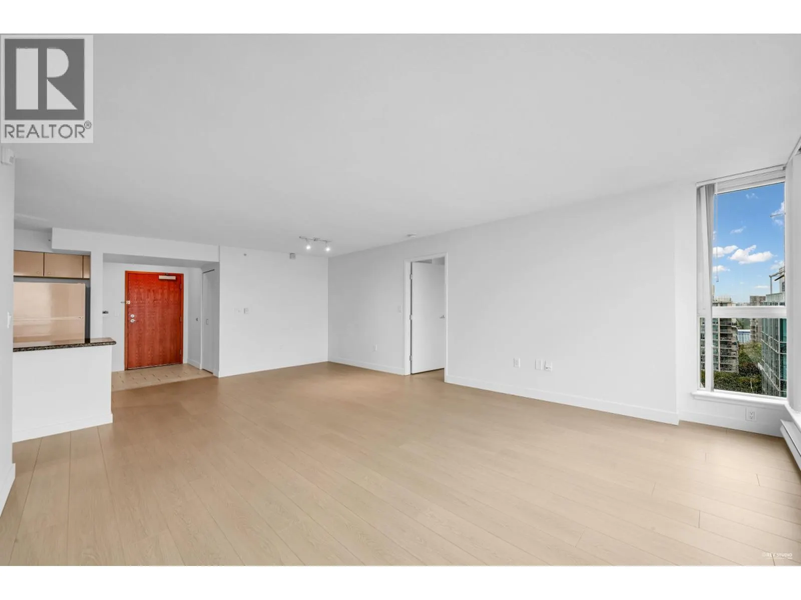 1705 7878 WESTMINSTER HIGHWAY