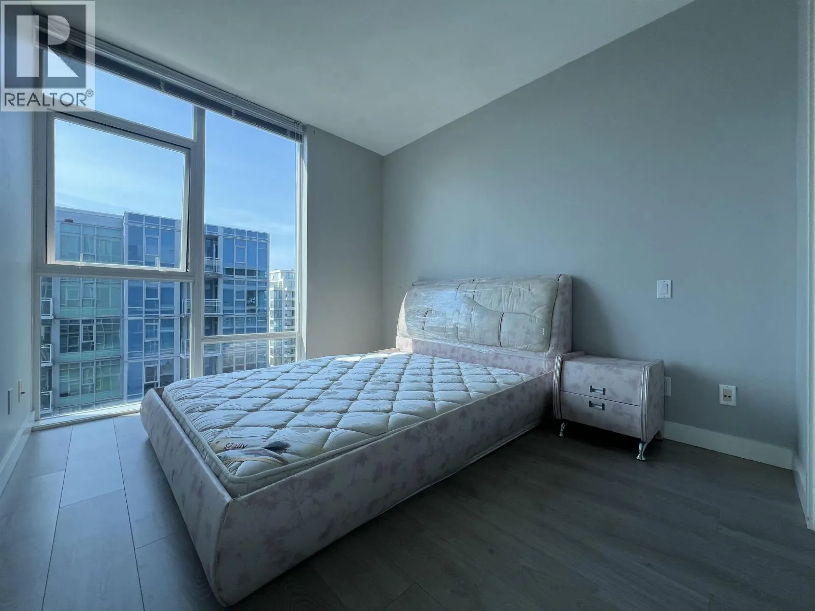 1706 7373 WESTMINSTER HIGHWAY