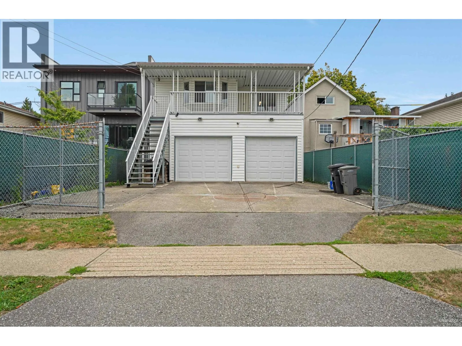 4021 VICTORIA DRIVE