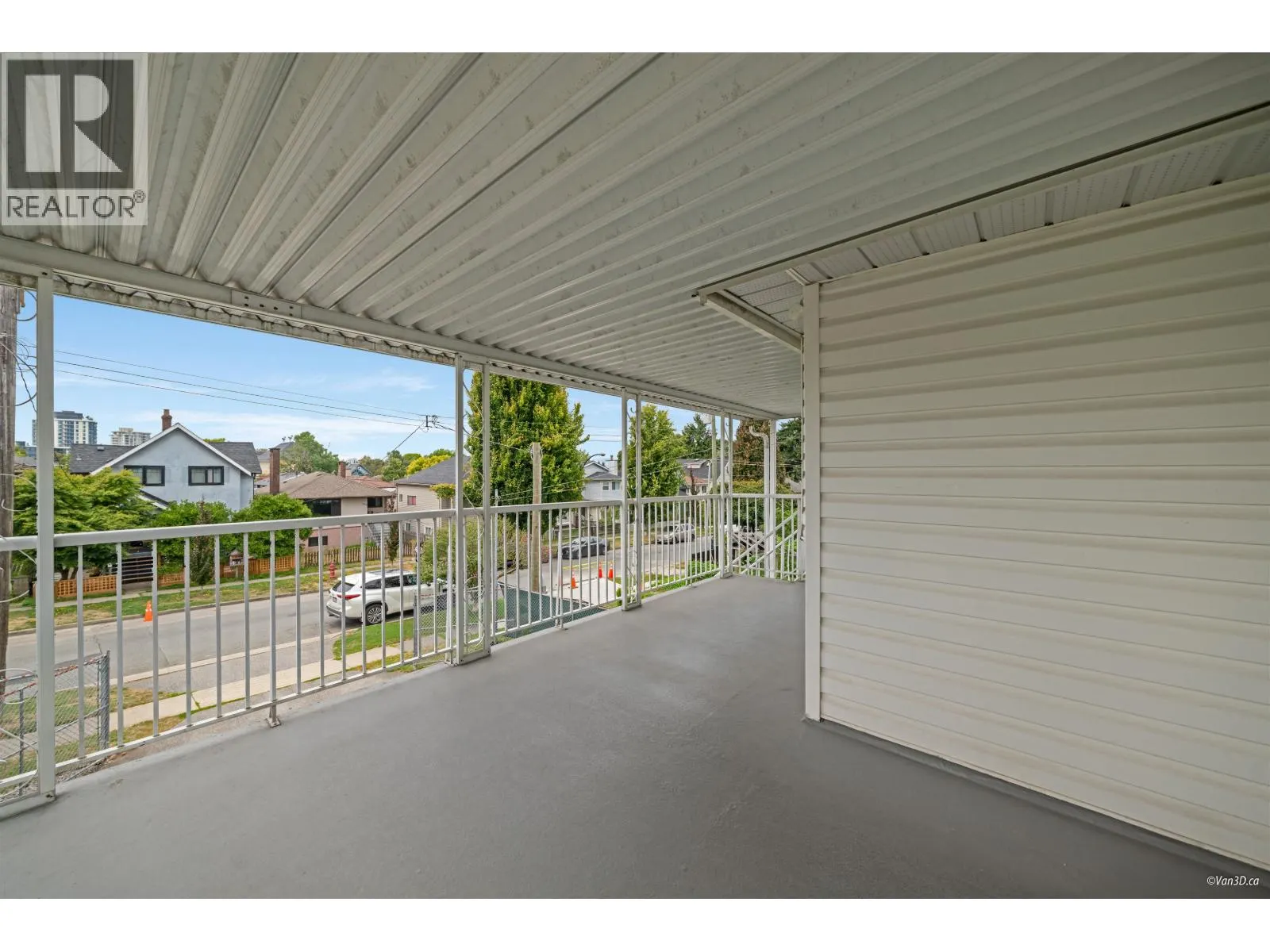 4021 VICTORIA DRIVE