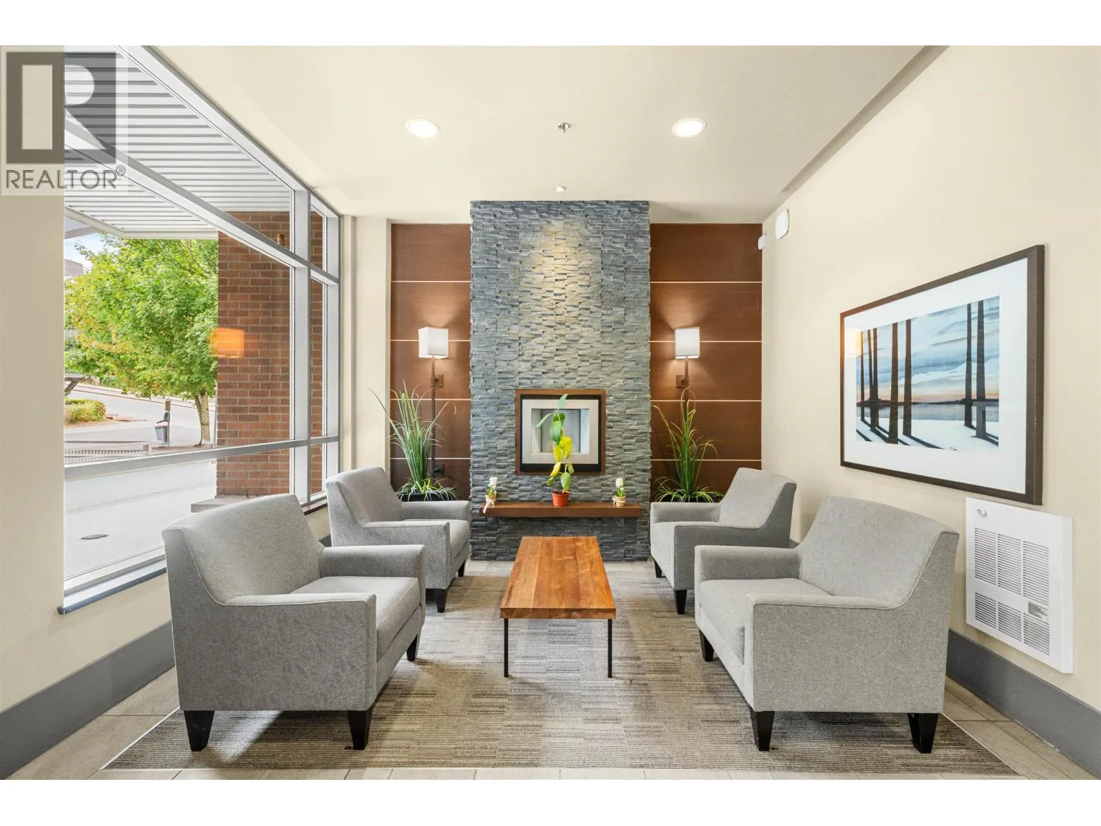 2306 4888 BRENTWOOD DRIVE