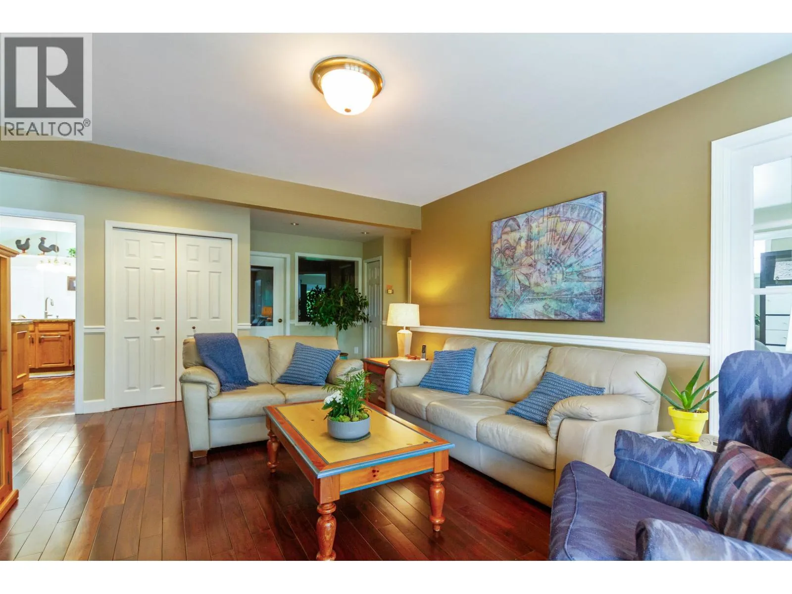 408 RIVERVIEW CRESCENT