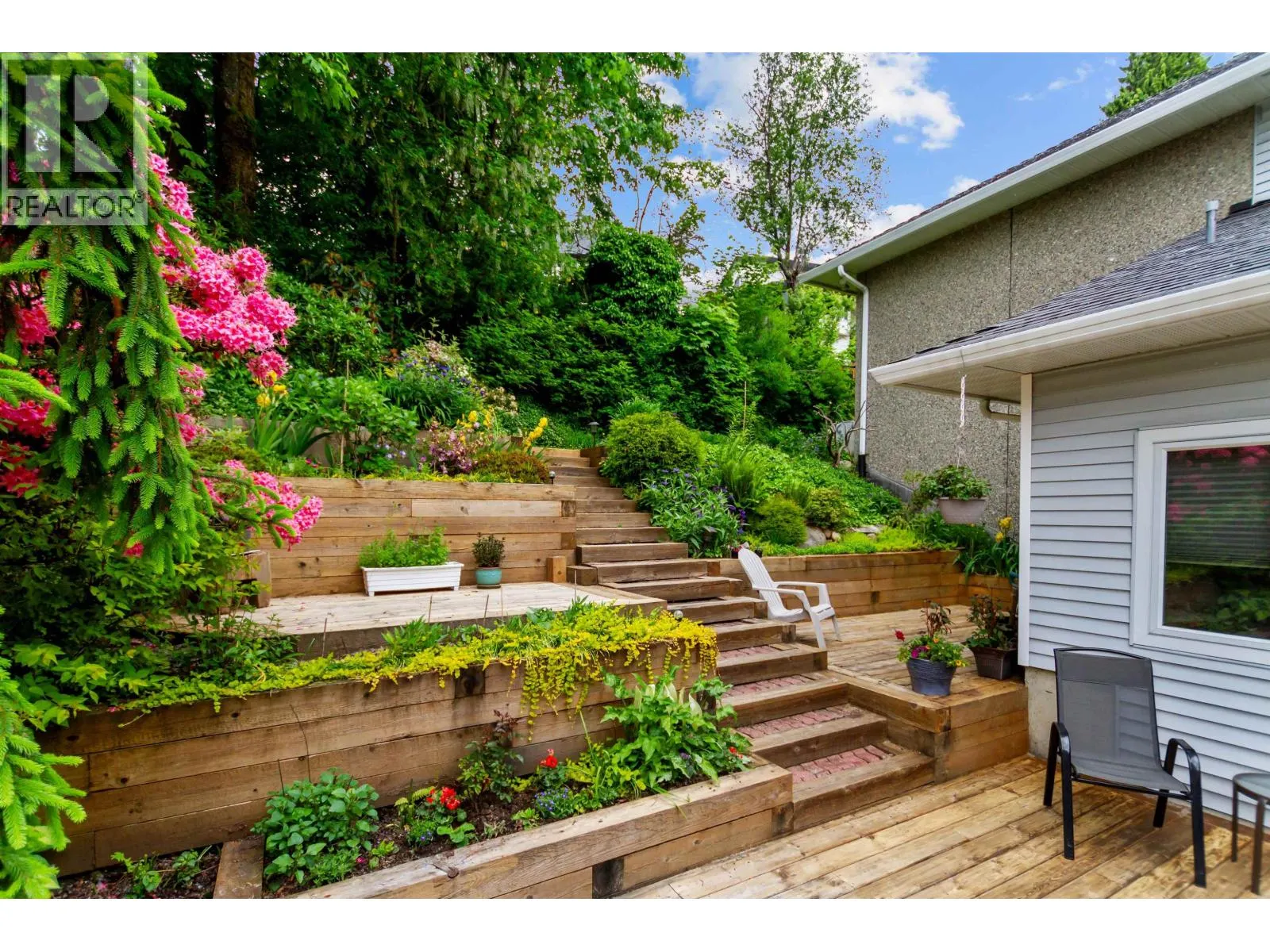 408 RIVERVIEW CRESCENT