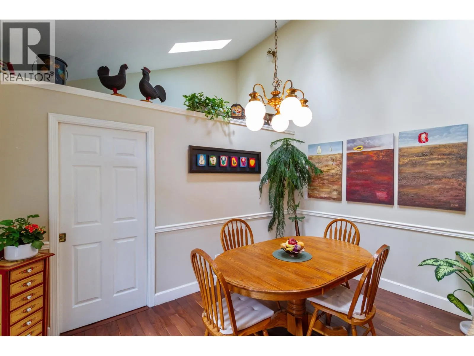 408 RIVERVIEW CRESCENT