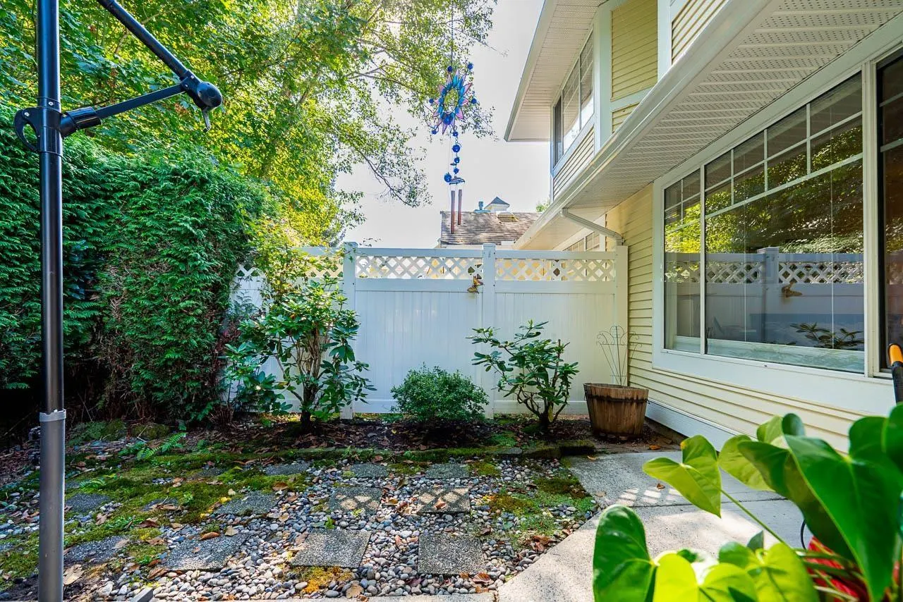 142 9208 208 STREET