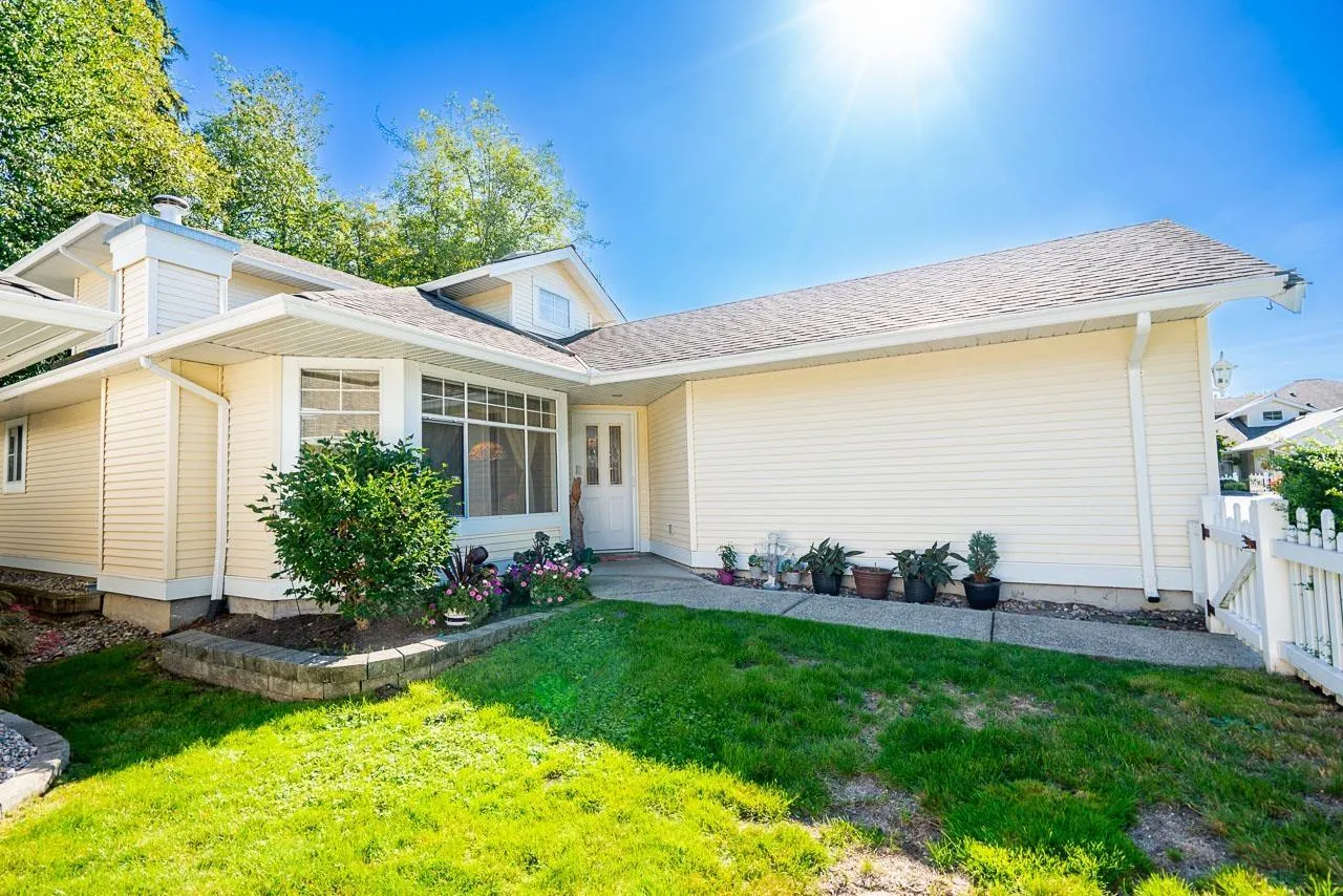 142 9208 208 STREET