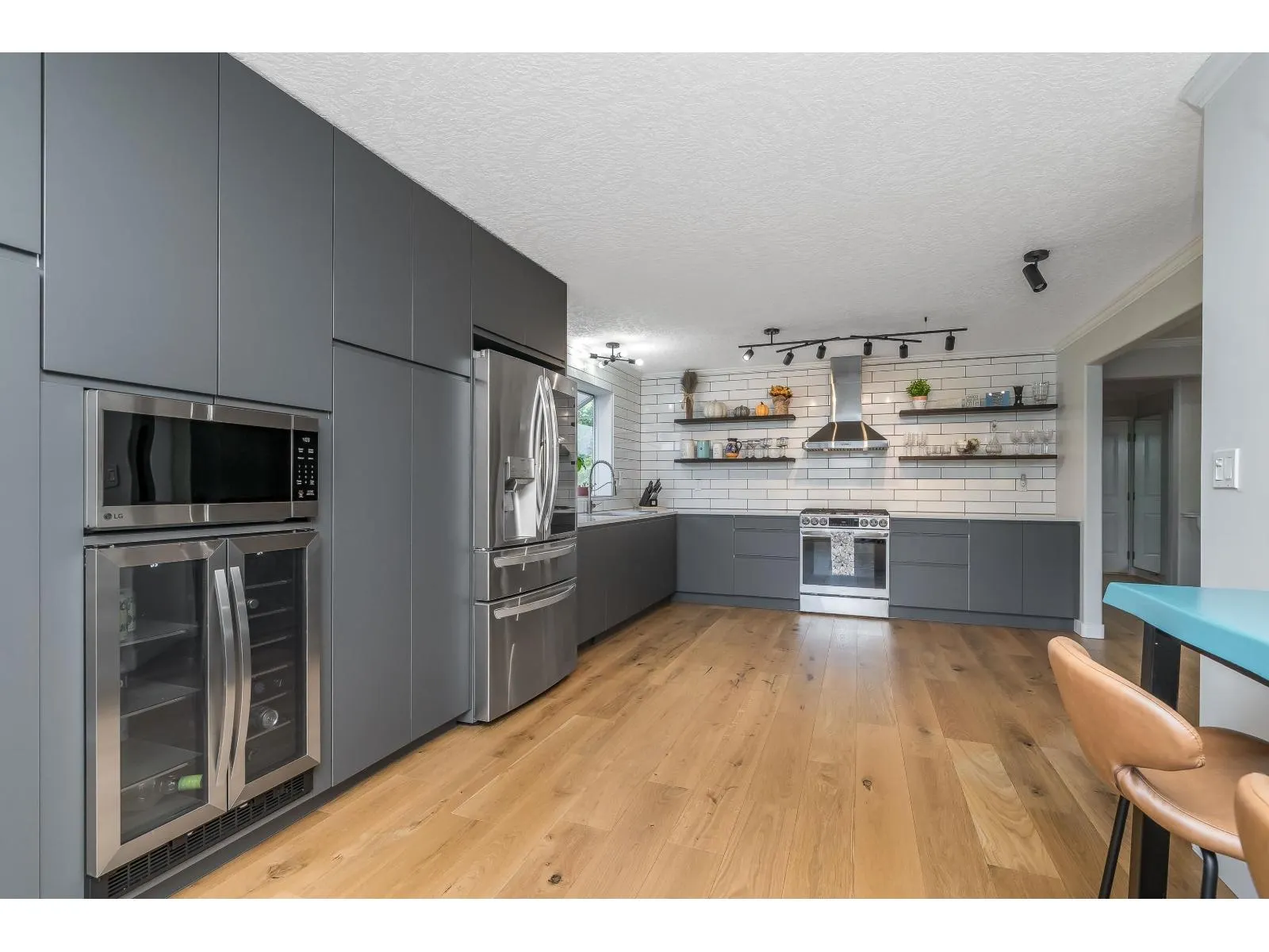 79 4001 OLD CLAYBURN ROAD