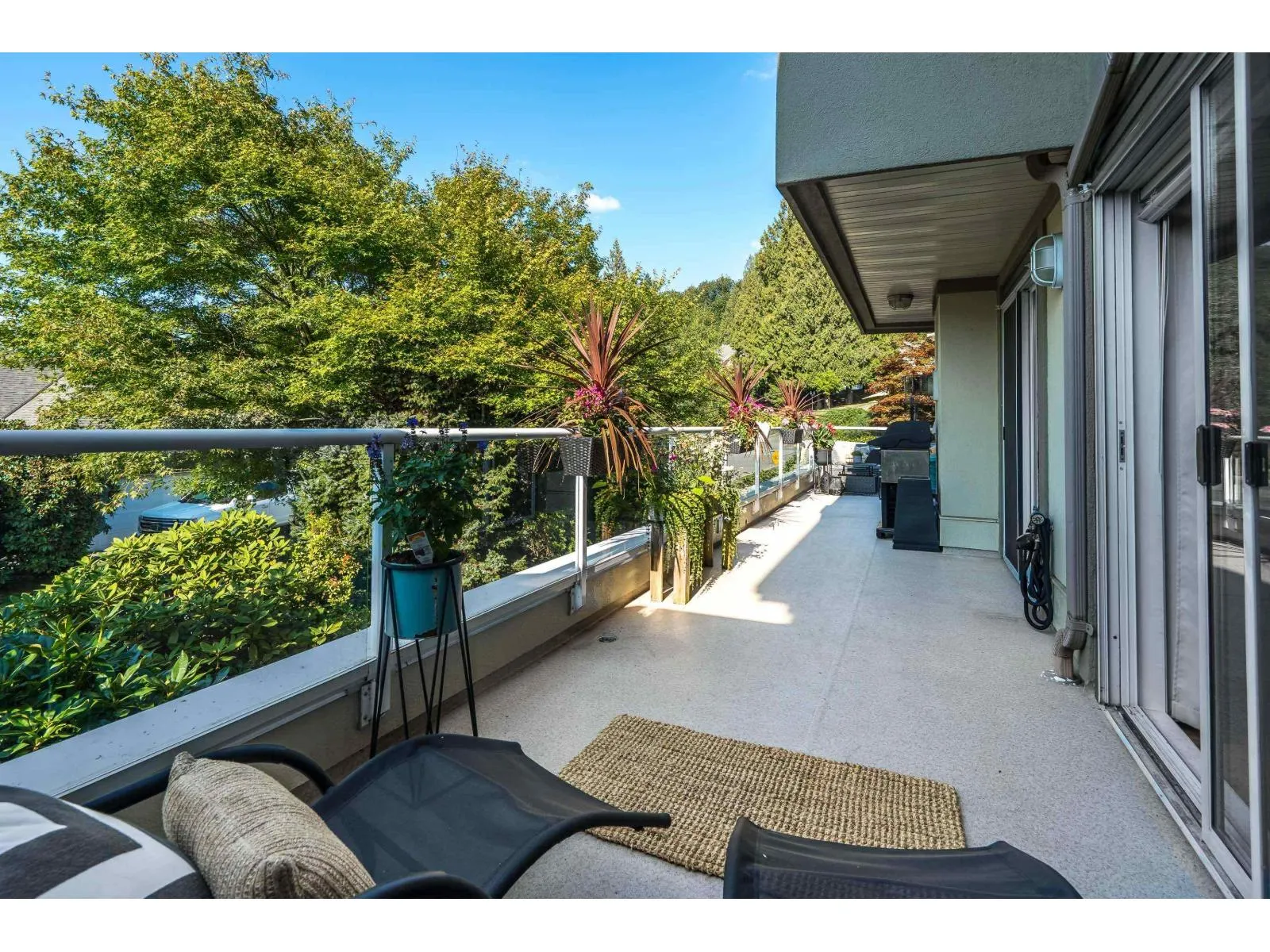 79 4001 OLD CLAYBURN ROAD