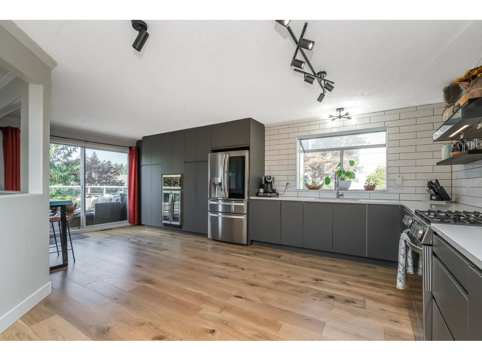 79 4001 OLD CLAYBURN ROAD