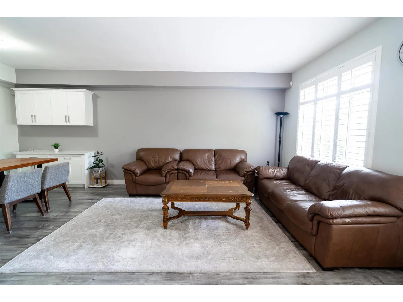 8 19932 70 AVENUE