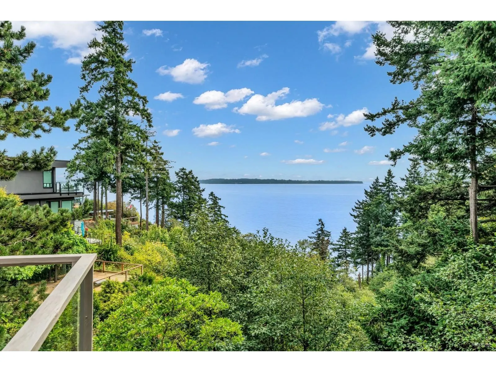 14104 MARINE DRIVE