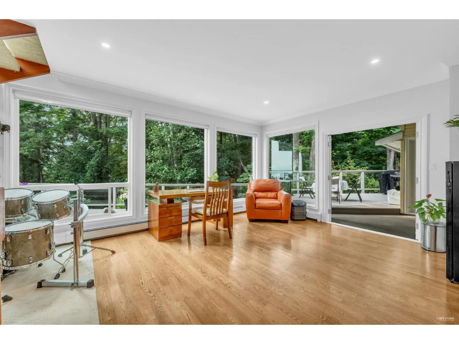14104 MARINE DRIVE