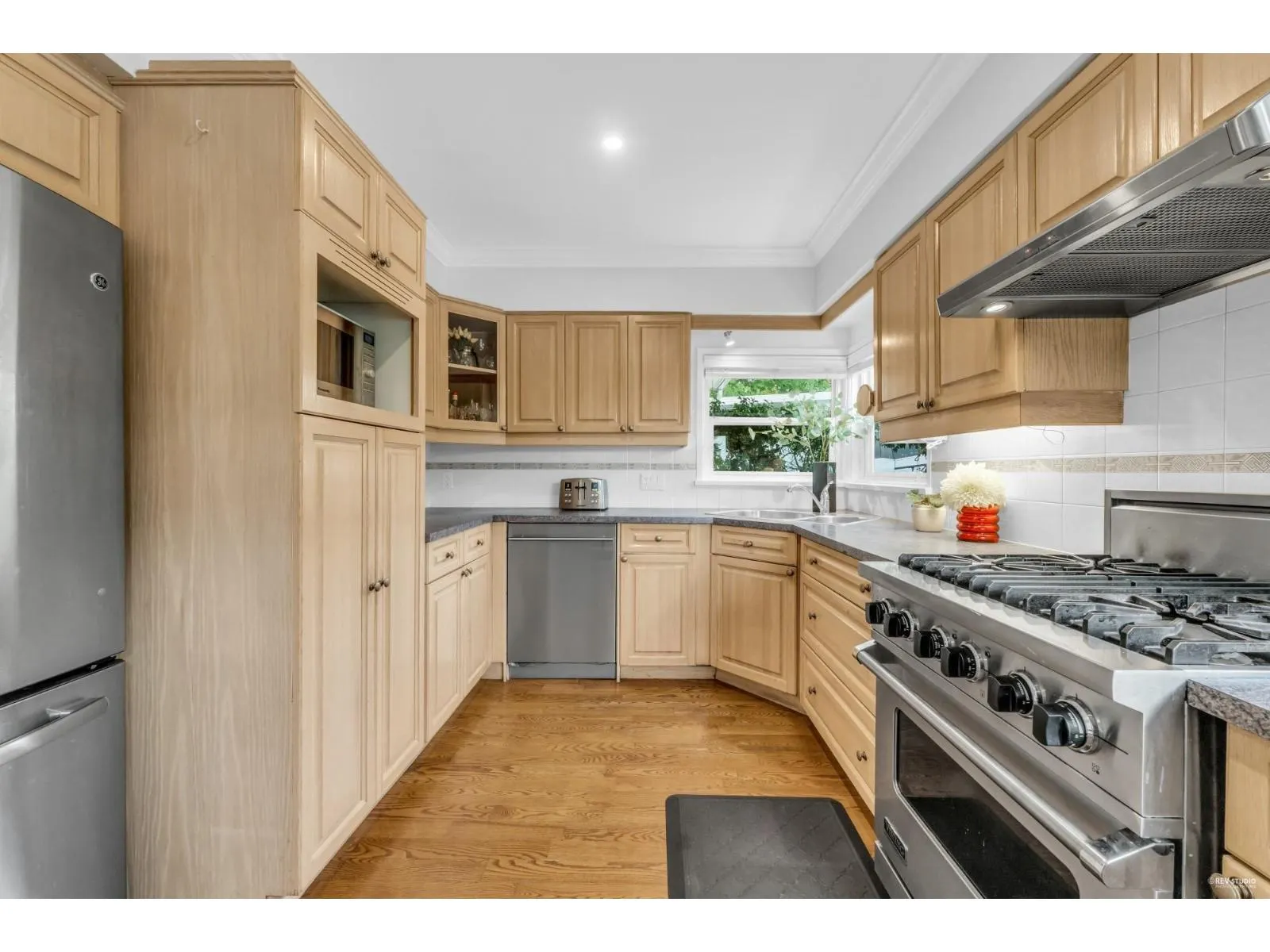 14104 MARINE DRIVE