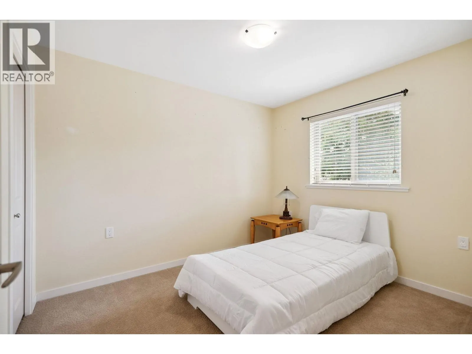 4394 RIVER ROAD WEST