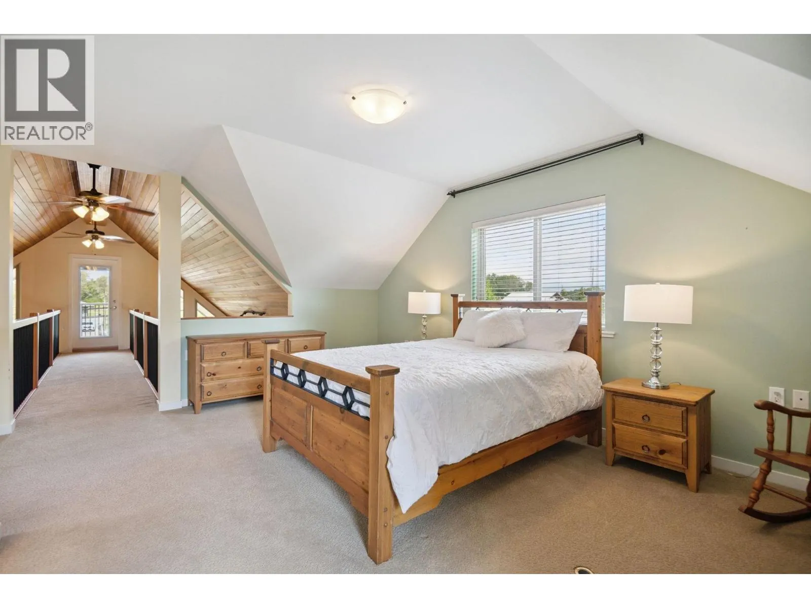 4394 RIVER ROAD WEST