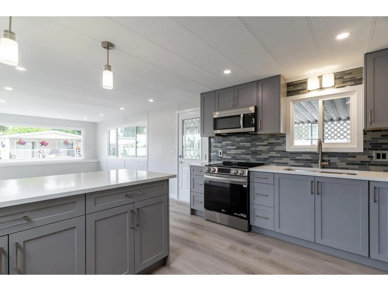224 1840 160 STREET
