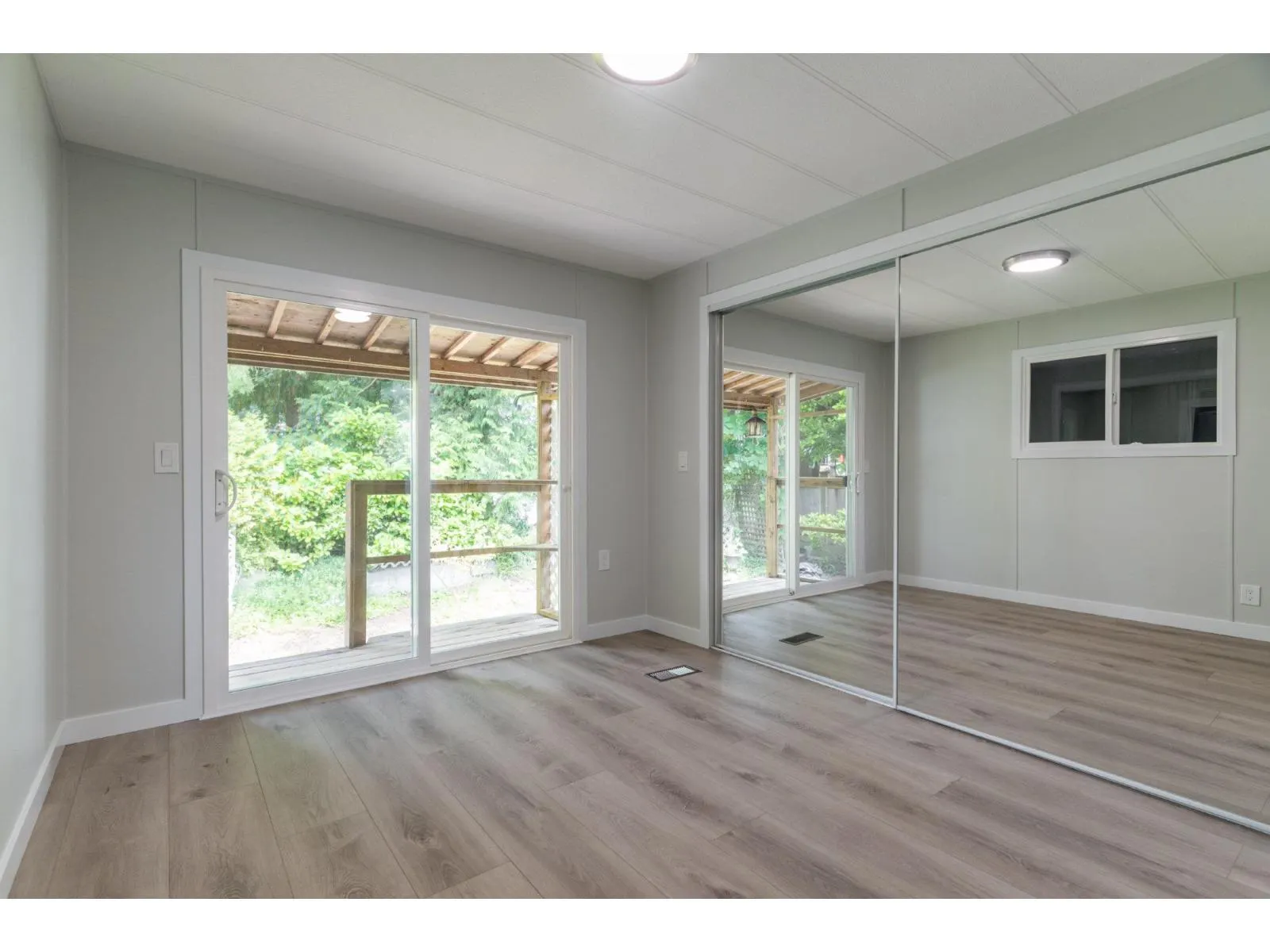 224 1840 160 STREET