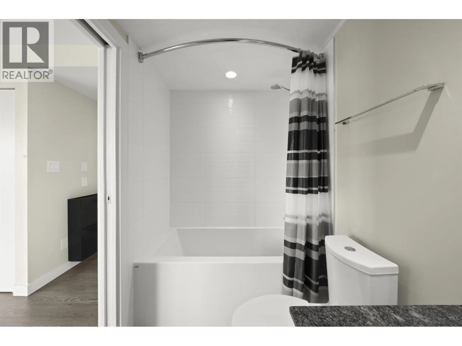 489 INTERURBAN WAY