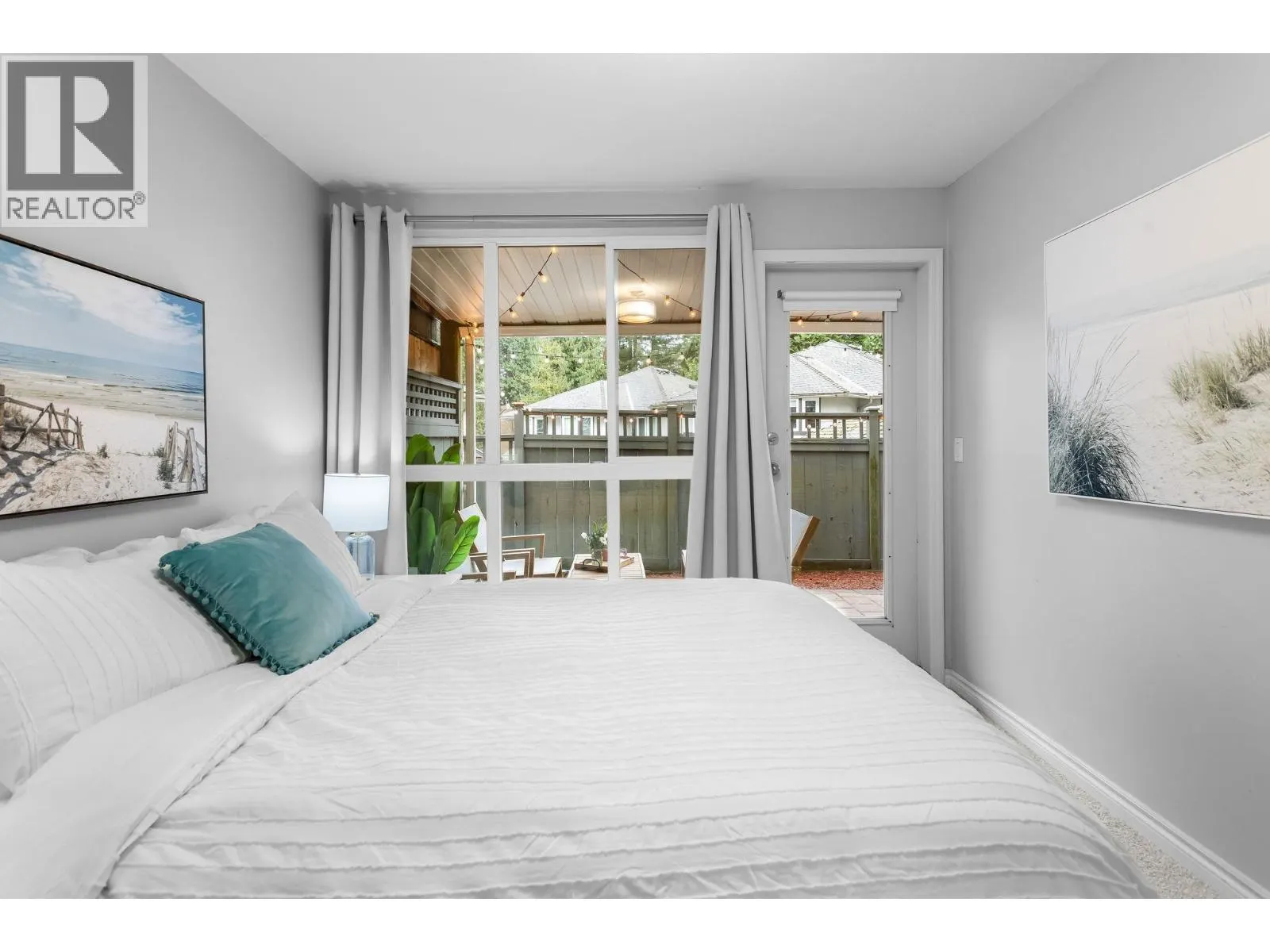 12-1071 LYNN VALLEY ROAD