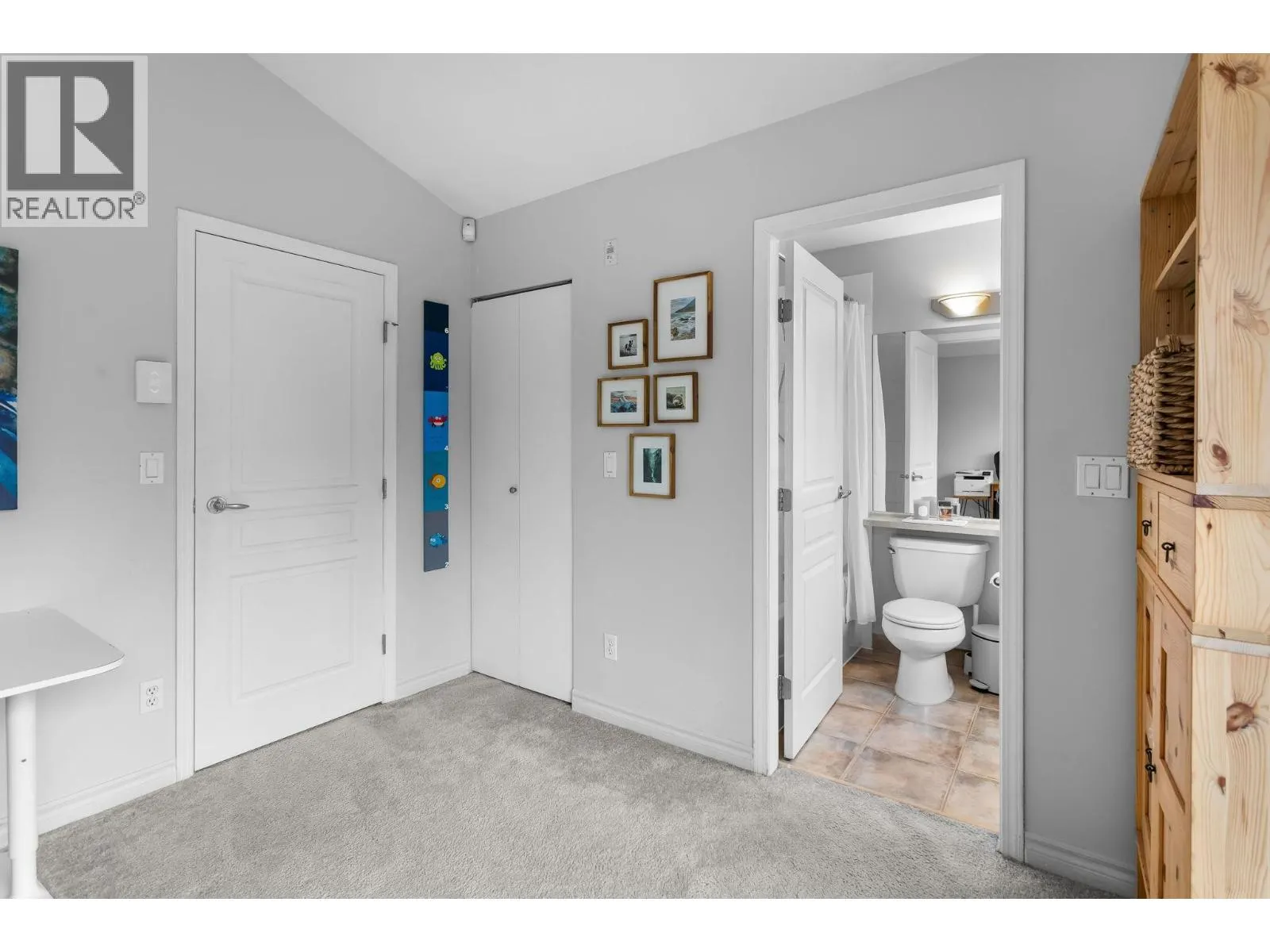 12-1071 LYNN VALLEY ROAD