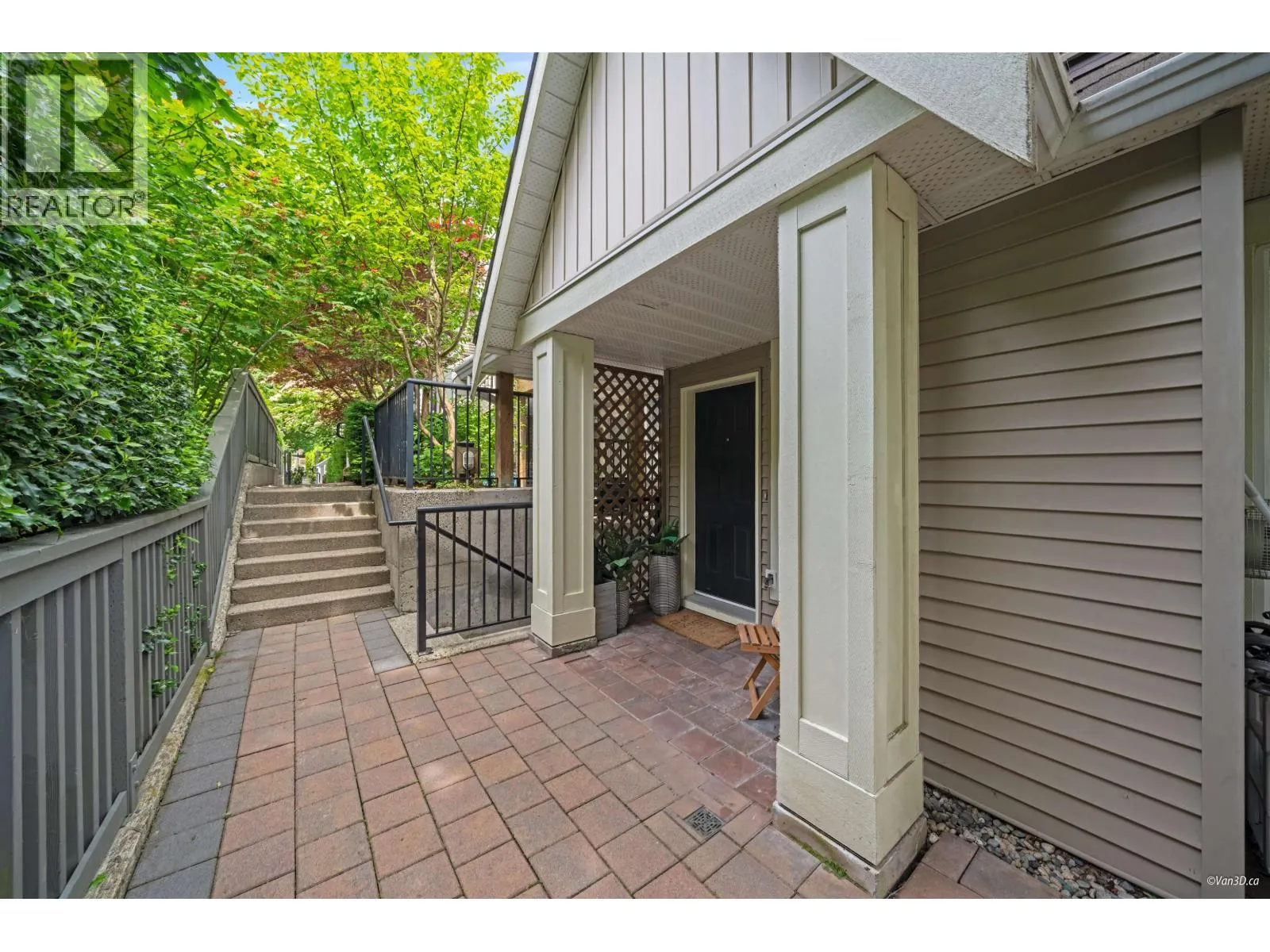 12-1071 LYNN VALLEY ROAD