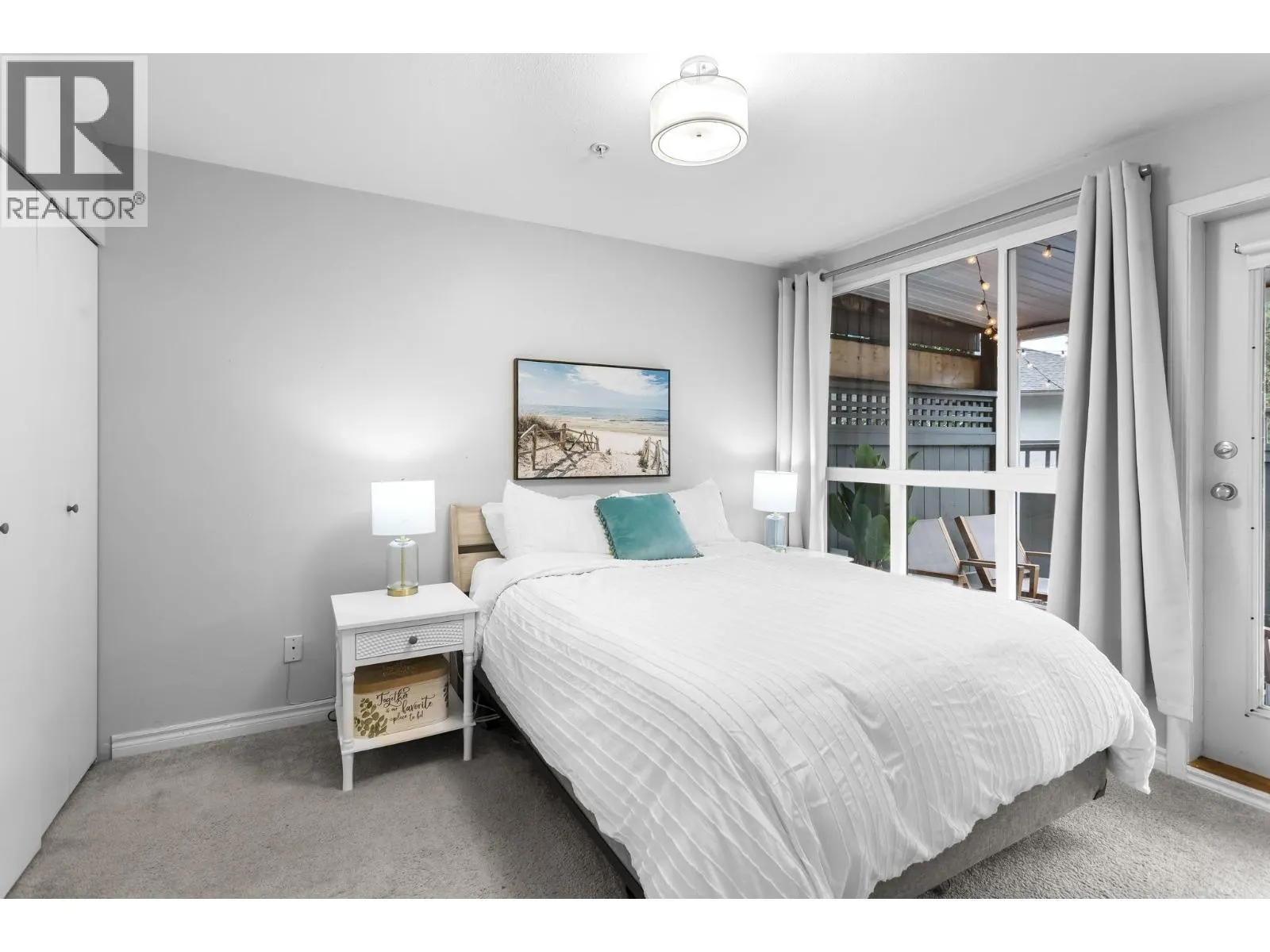 12-1071 LYNN VALLEY ROAD