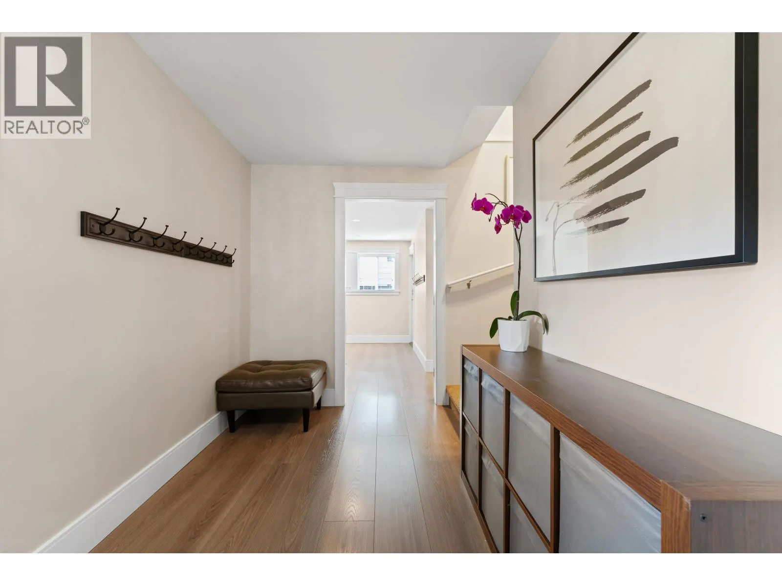 1281 MARSDEN COURT