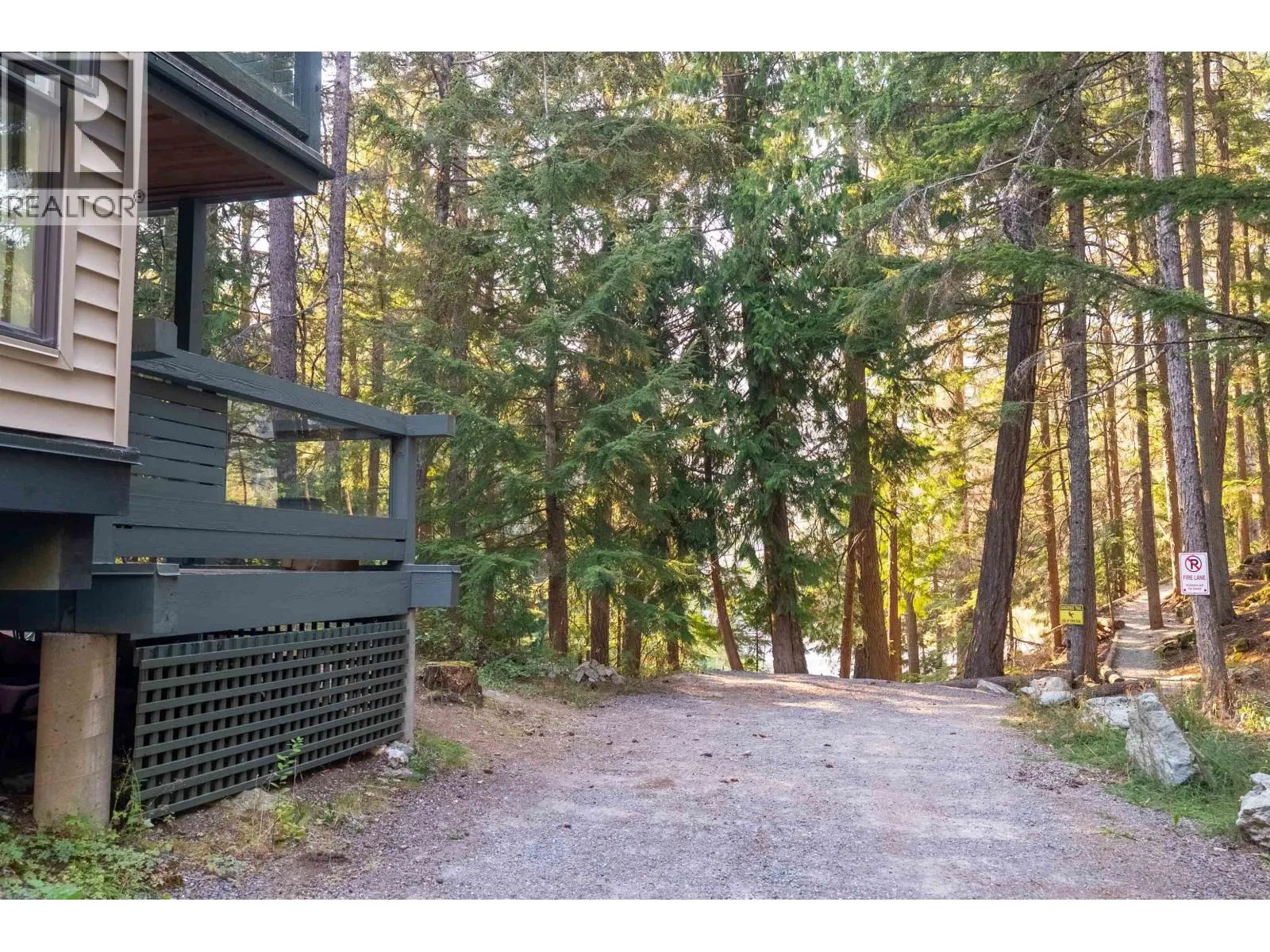 F105 1400 ALTA LAKE ROAD
