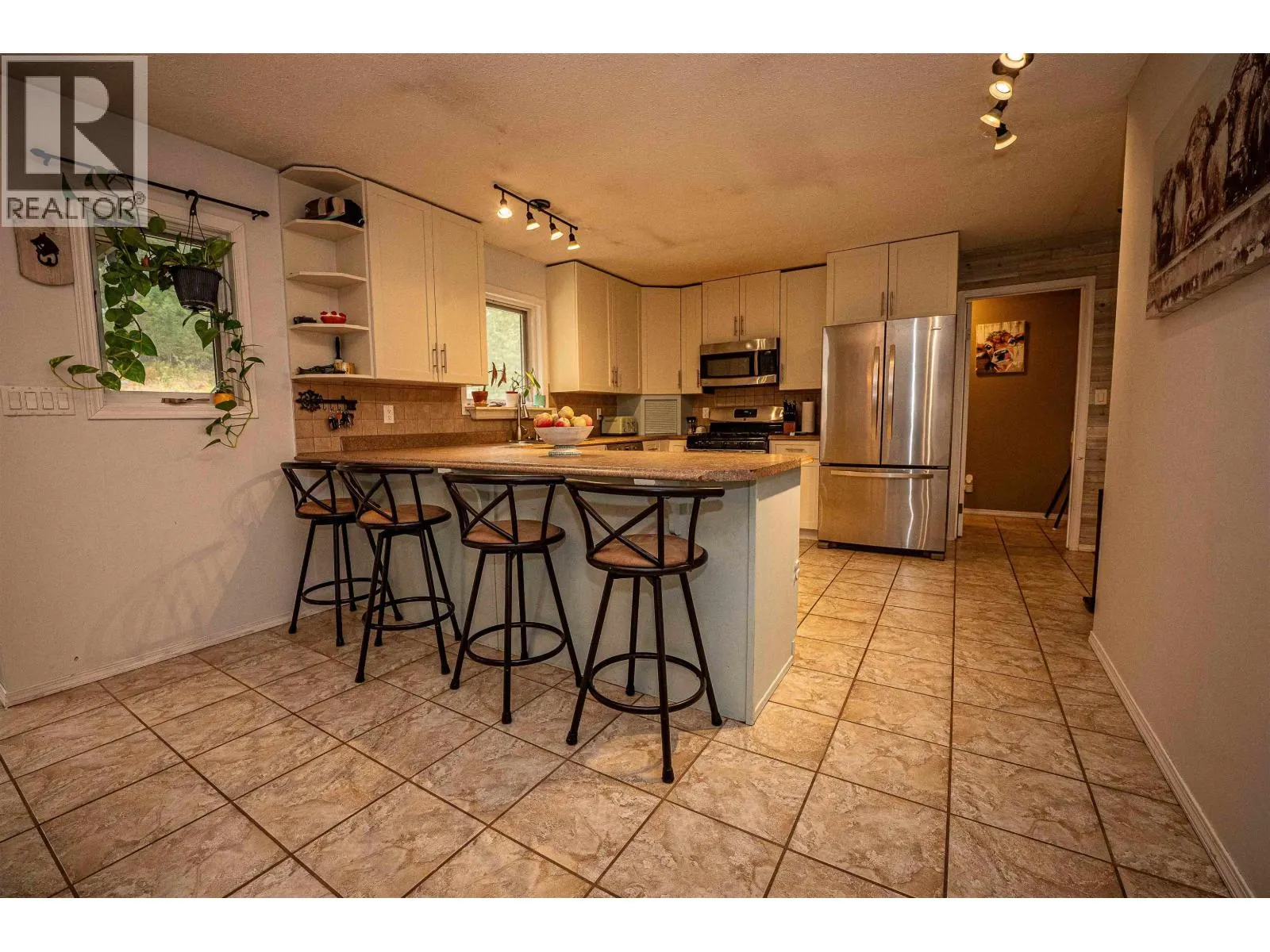 755 ROBERTS DRIVE
