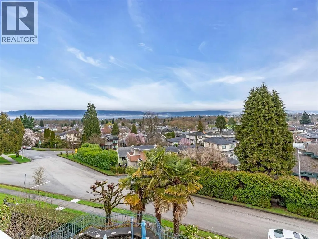 3705 PUGET DRIVE