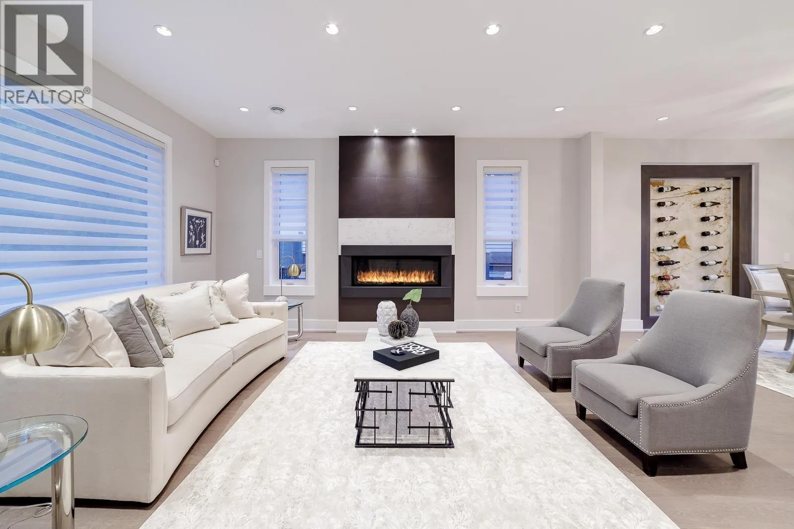 517 GRANADA CRESCENT