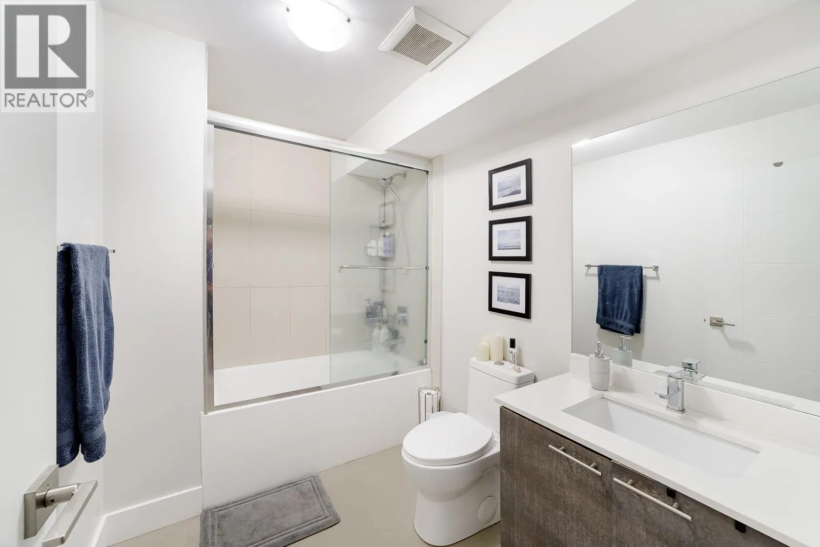 517 GRANADA CRESCENT