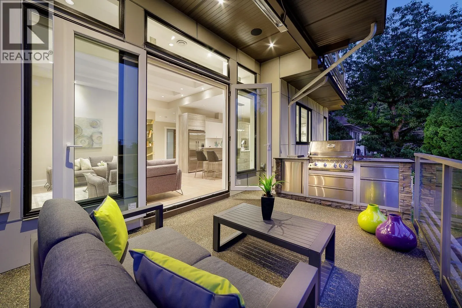 517 GRANADA CRESCENT