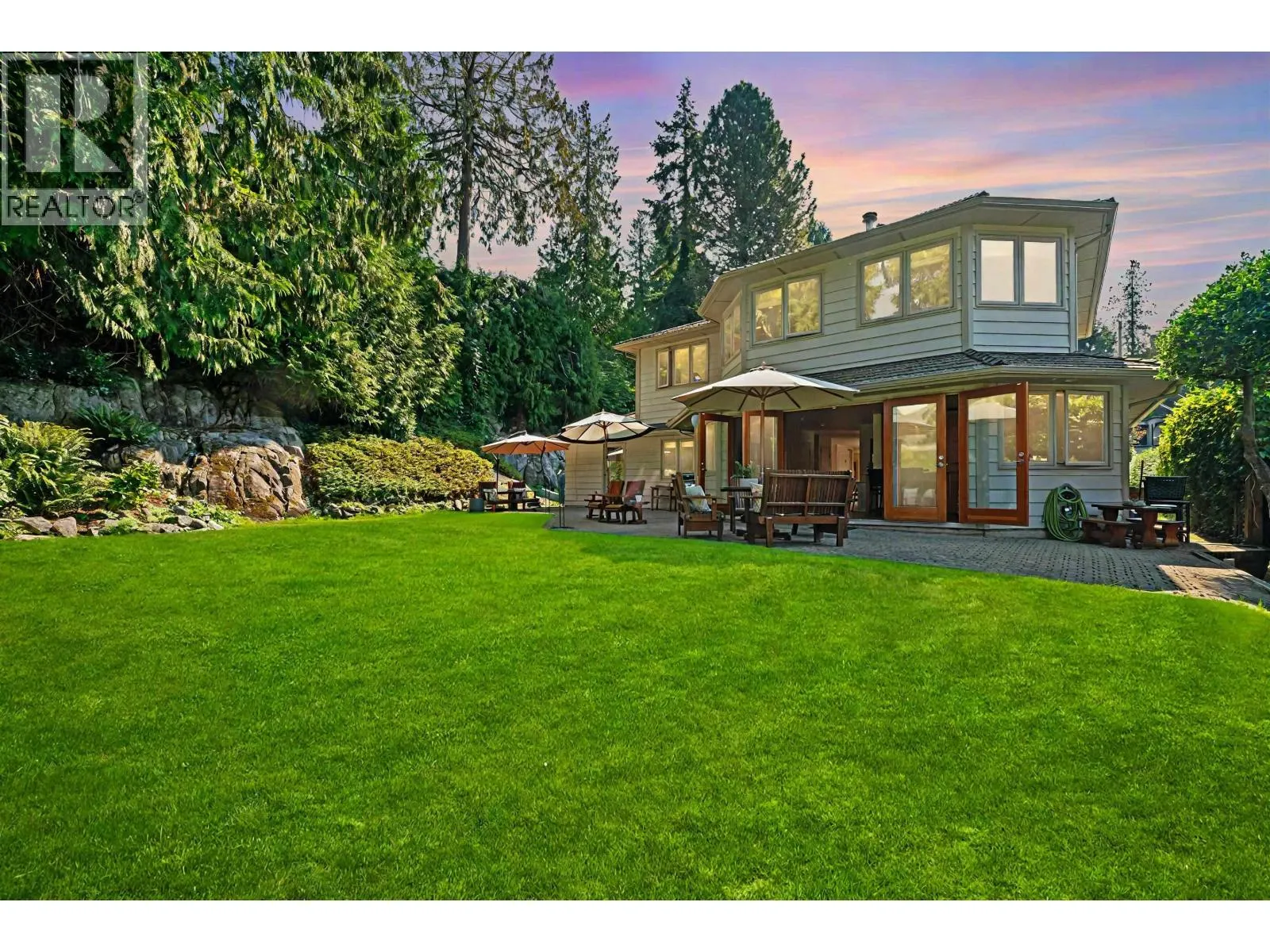 5475 GREENLEAF ROAD
