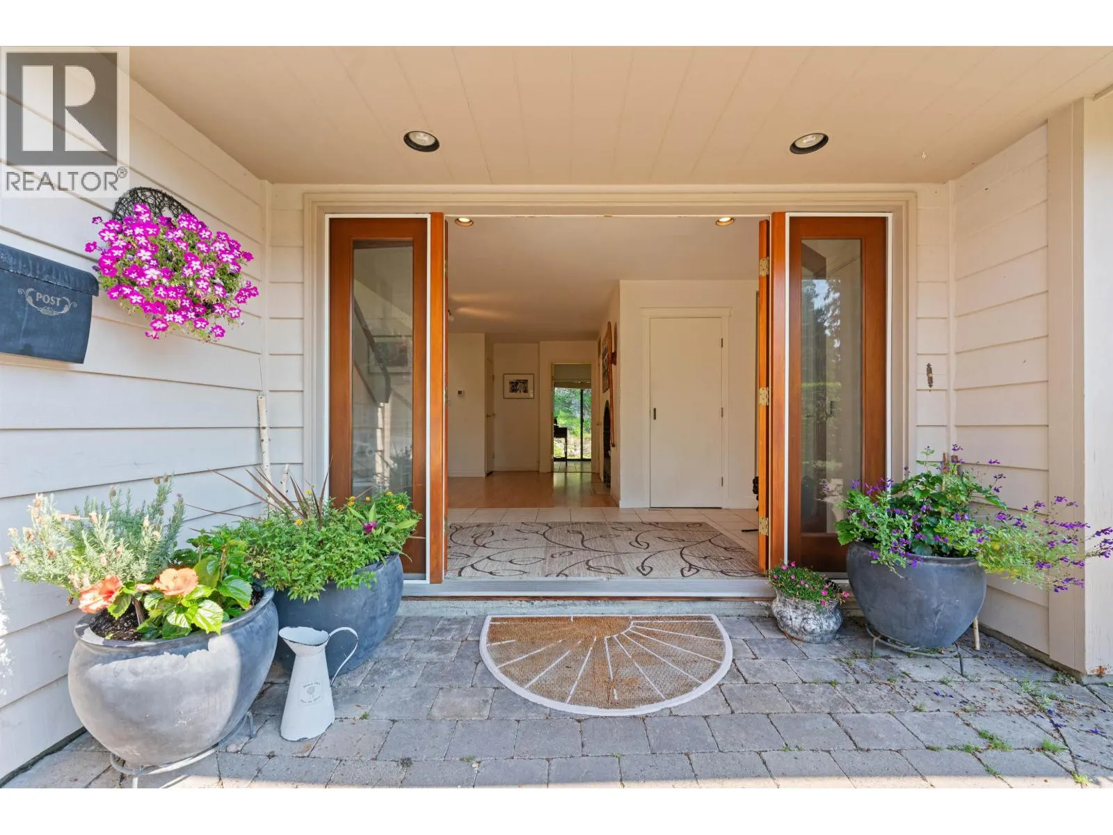 5475 GREENLEAF ROAD