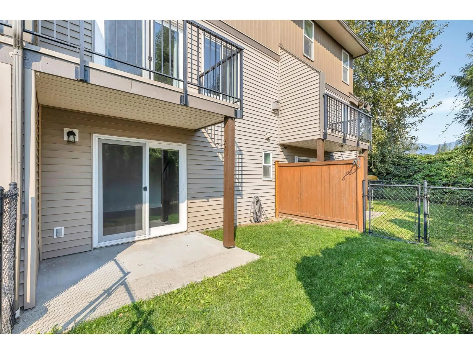 51 45085 WOLFE ROAD|Chilliwack Proper West