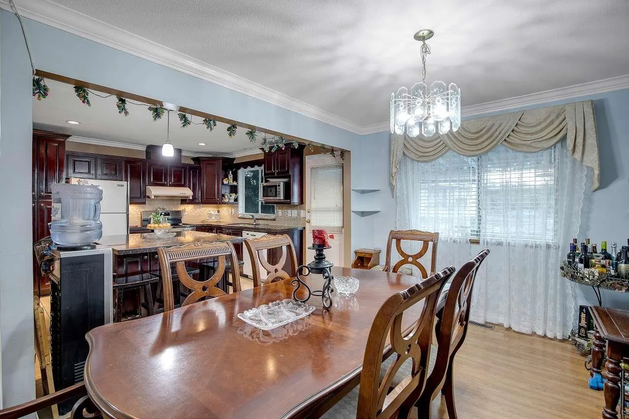 8825 160 STREET
