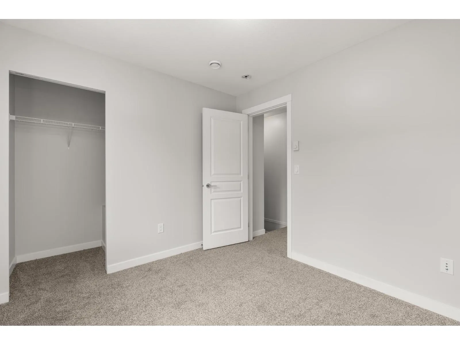 94 8138 204 STREET