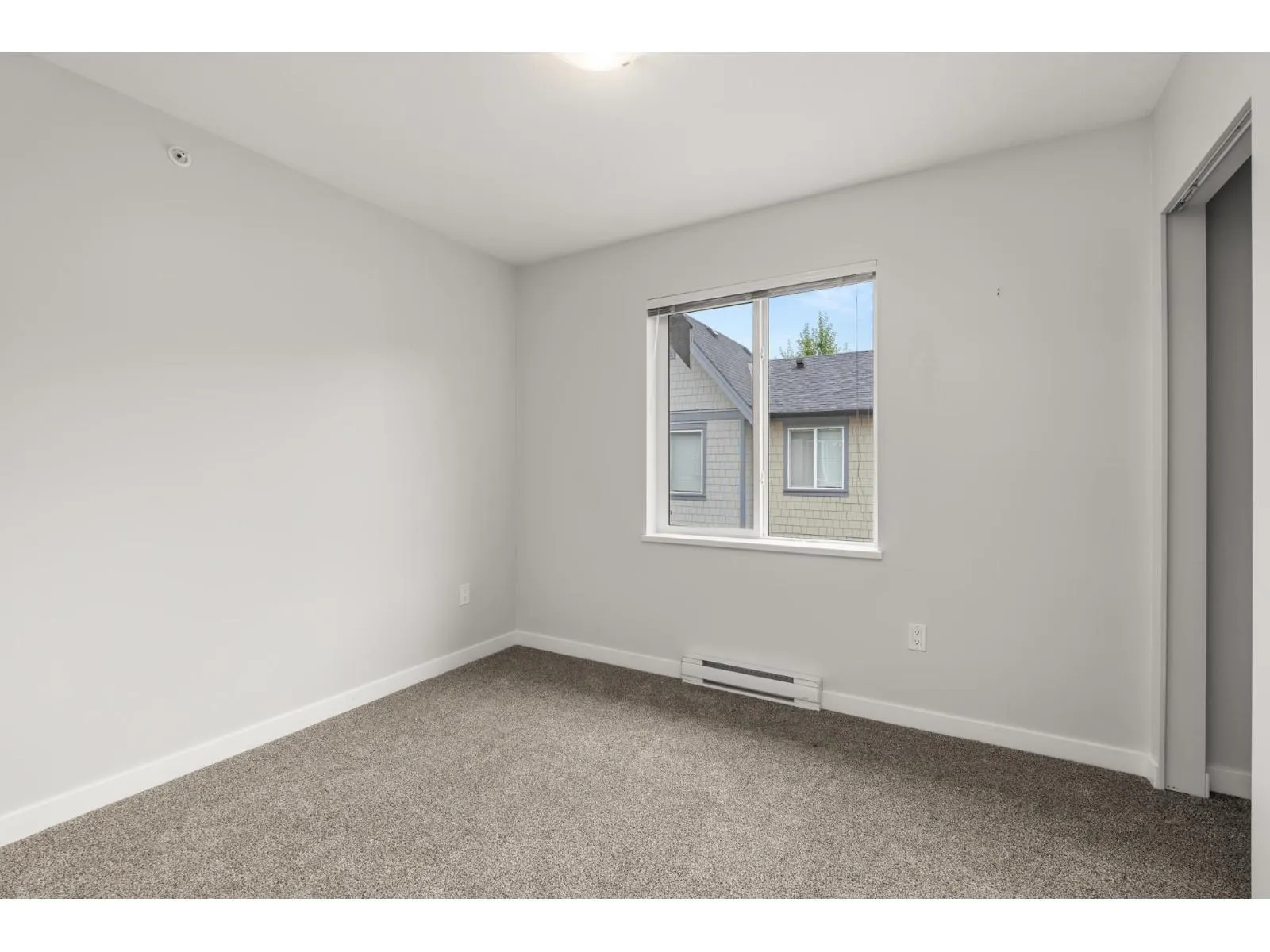 94 8138 204 STREET