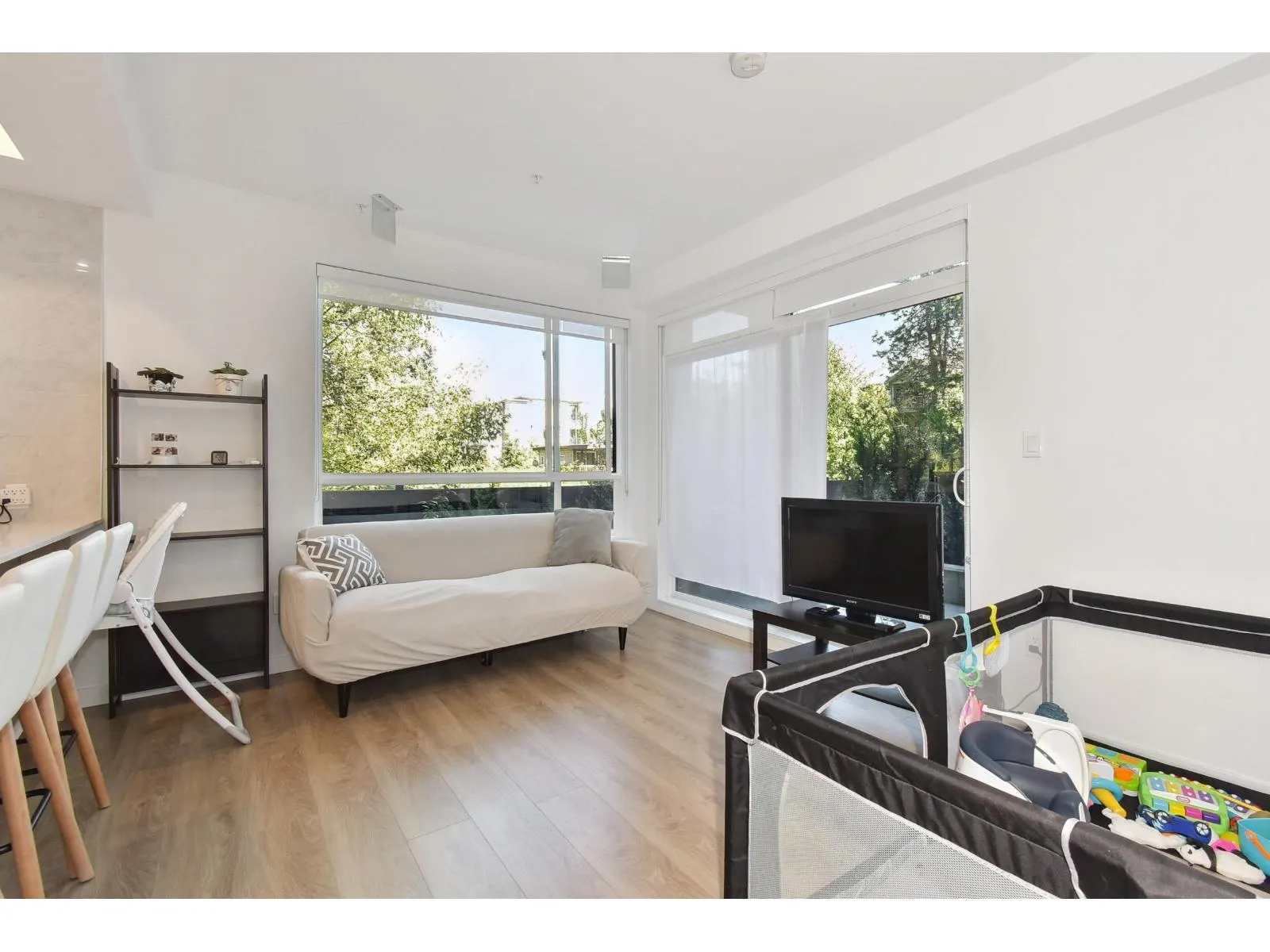 E113 13858 108 AVENUE